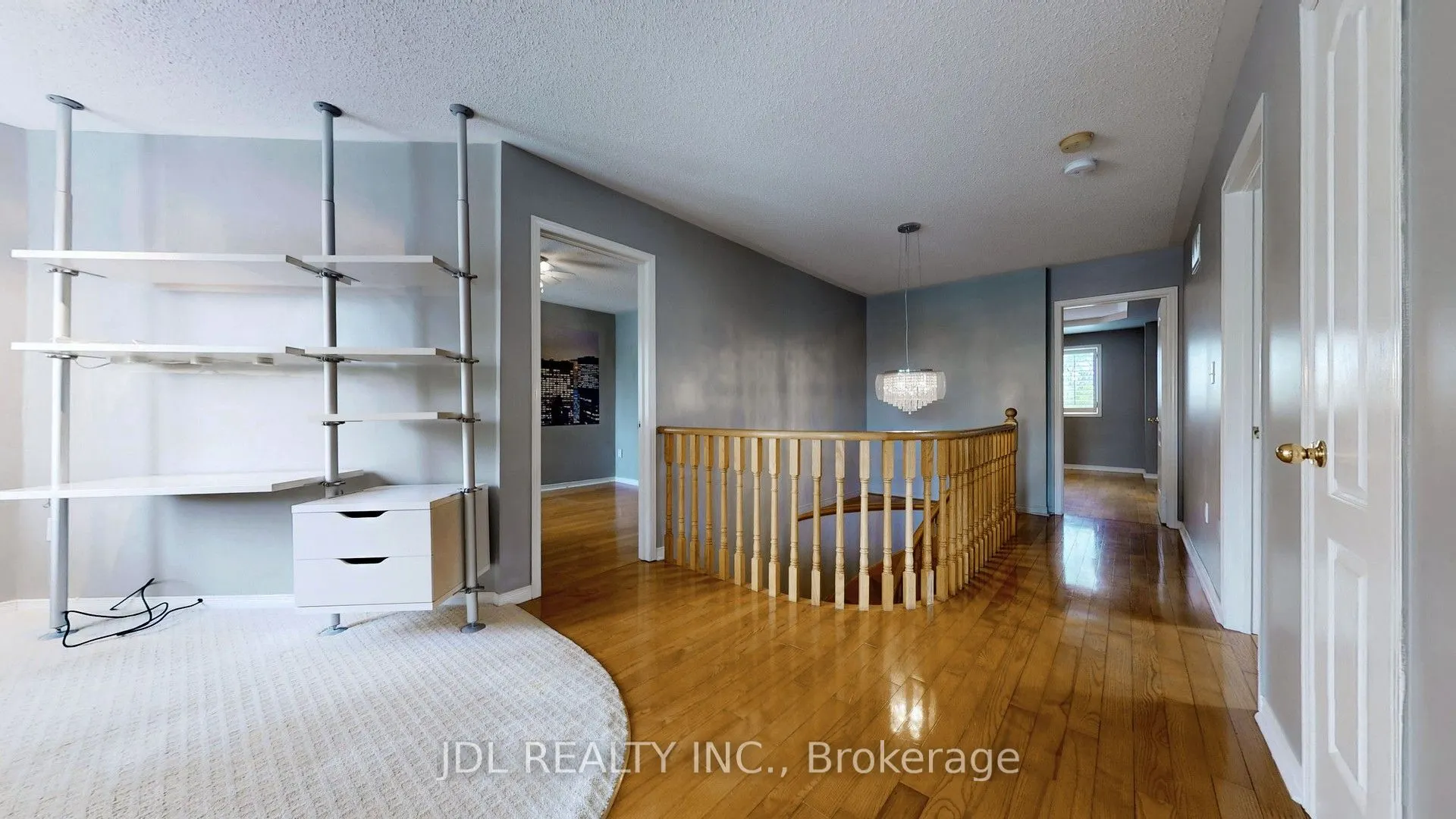 62 Kaitlin Drive, #Upper