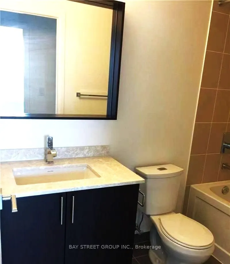 7165 Yonge Street, #2210