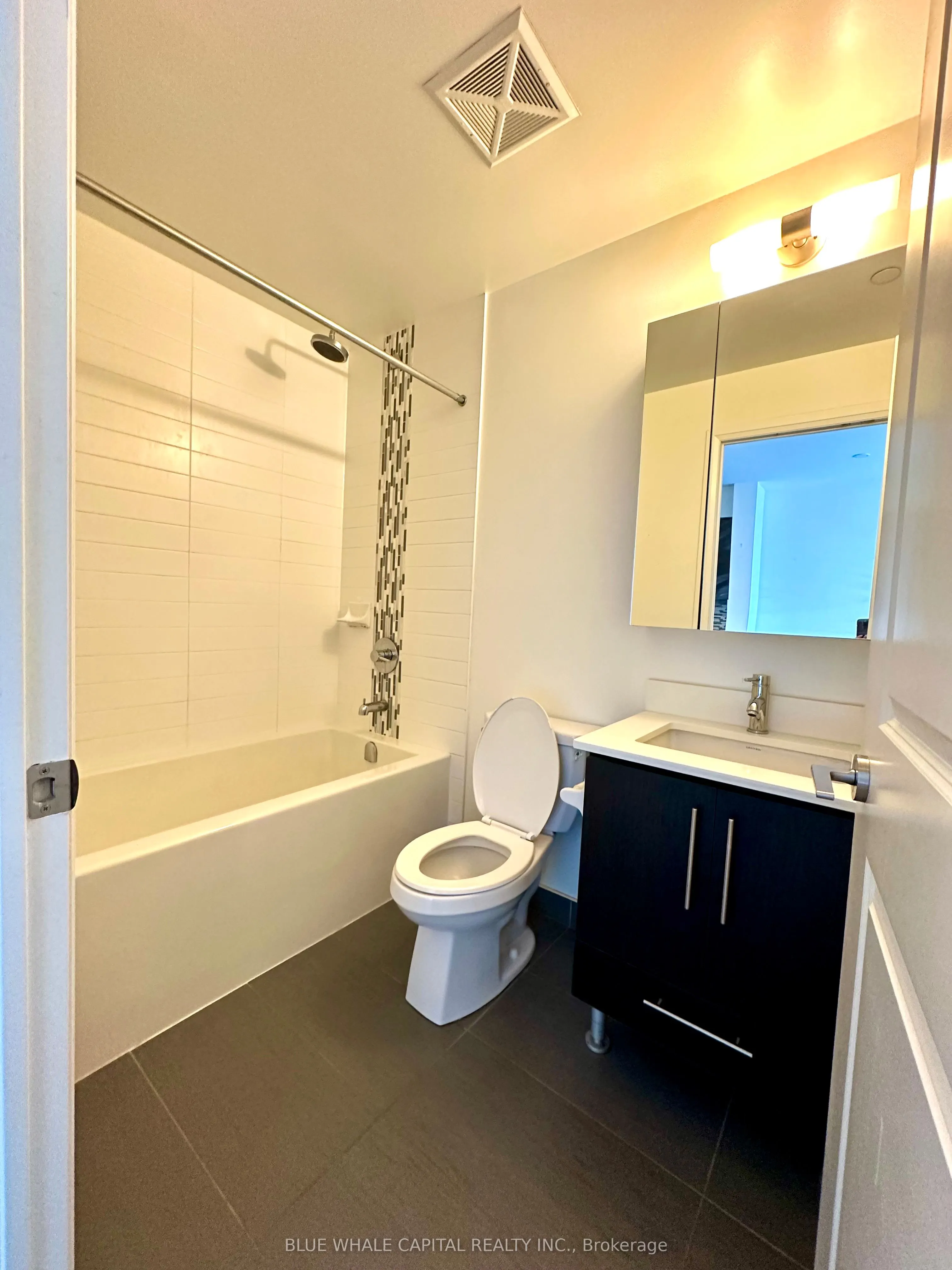 65 Oneida Crescent, #1205