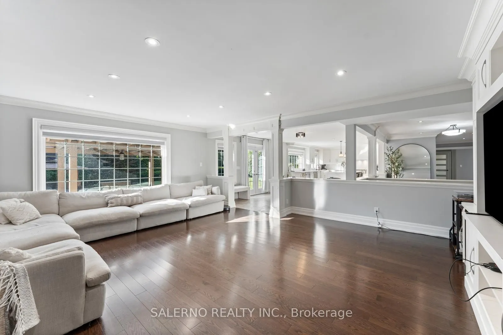 6 Ridgevale Drive