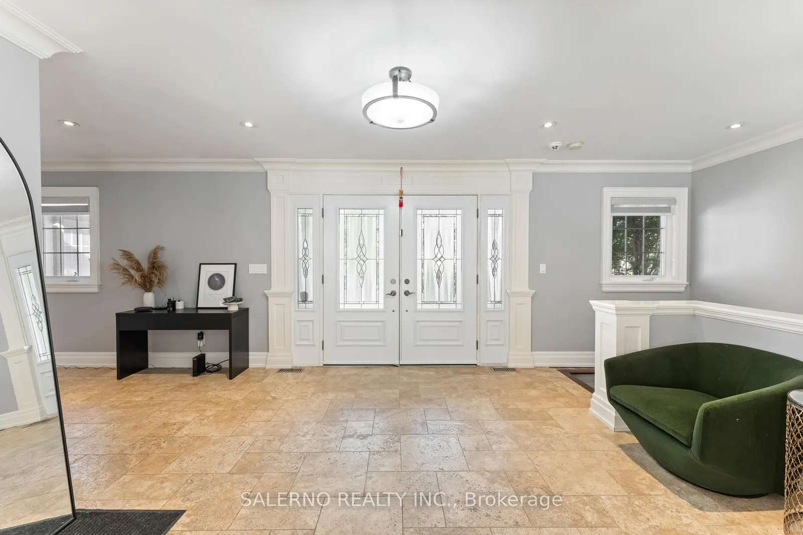 6 Ridgevale Drive