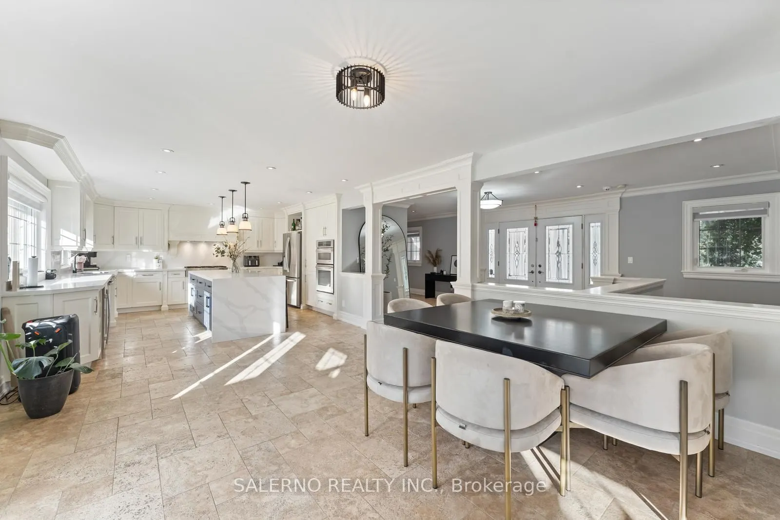 6 Ridgevale Drive