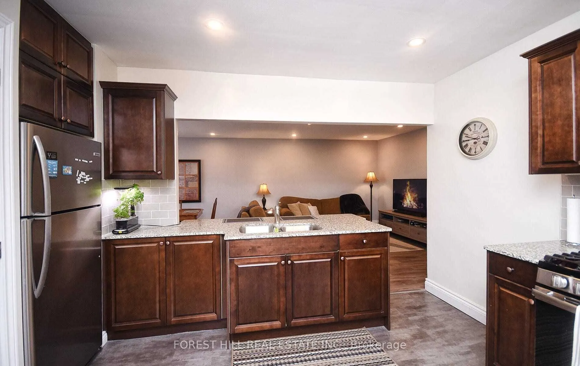 304 Demaine Crescent