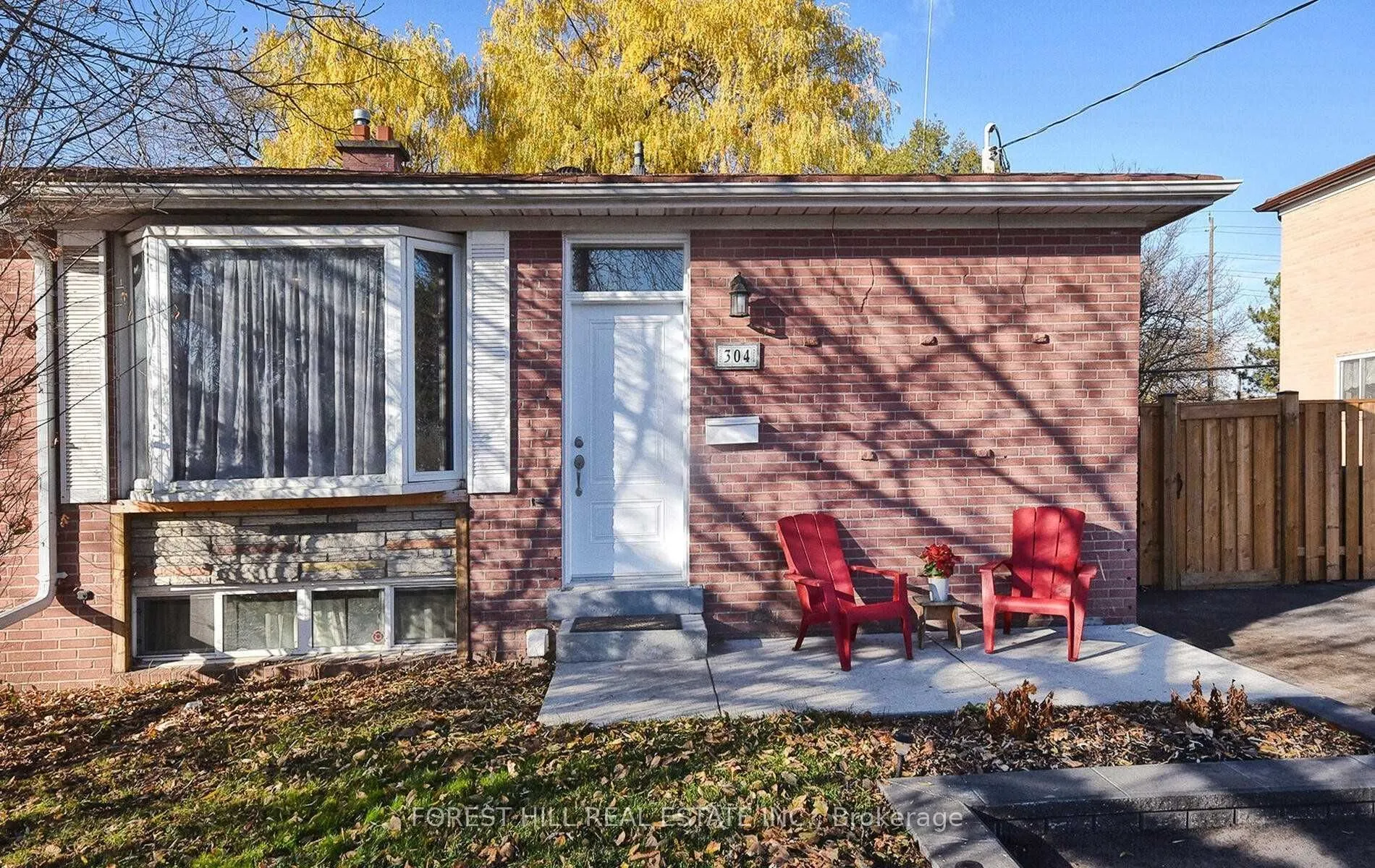 304 Demaine Crescent