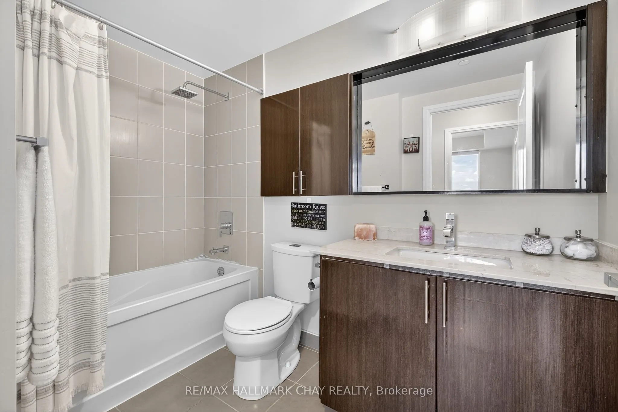 7171 Yonge Street, #2105