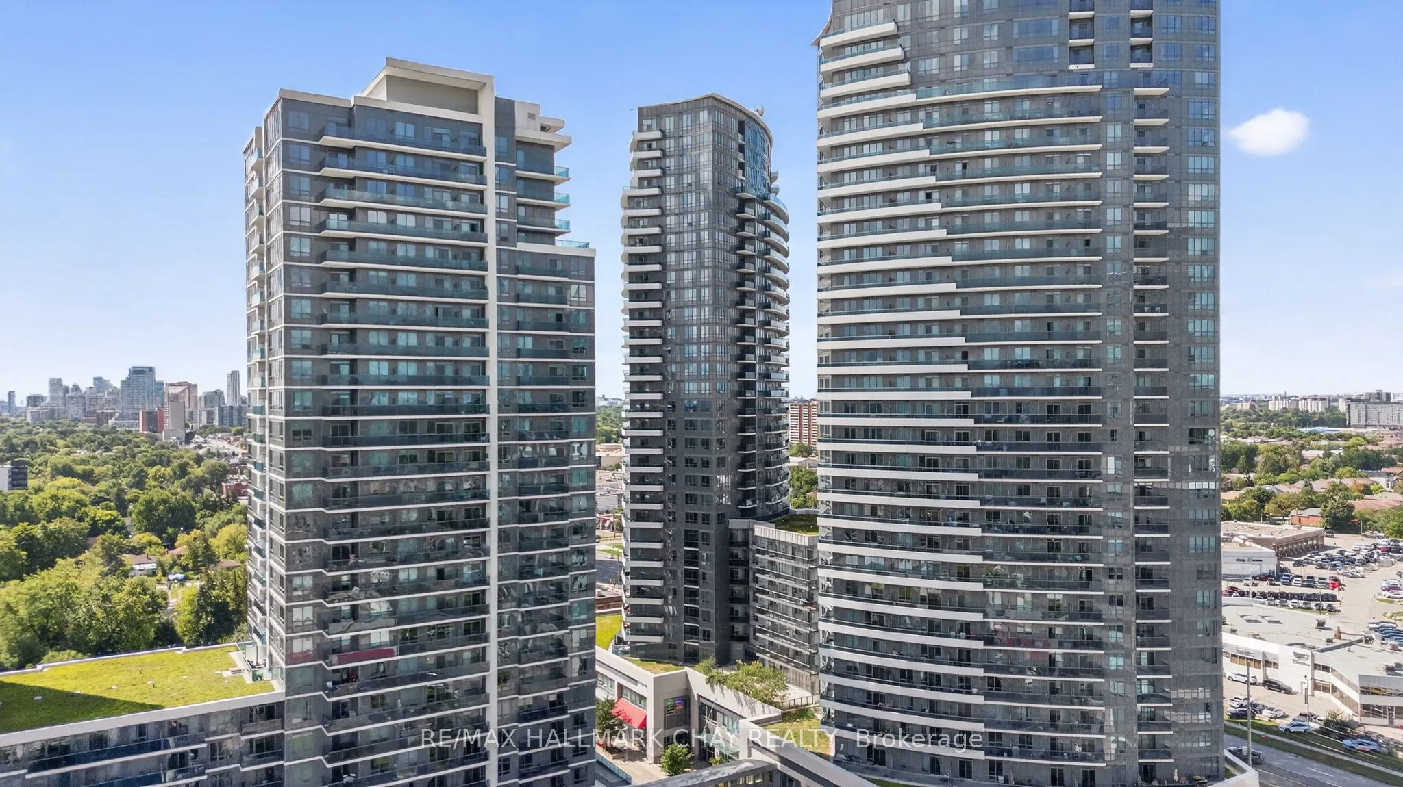 7171 Yonge Street, #2105