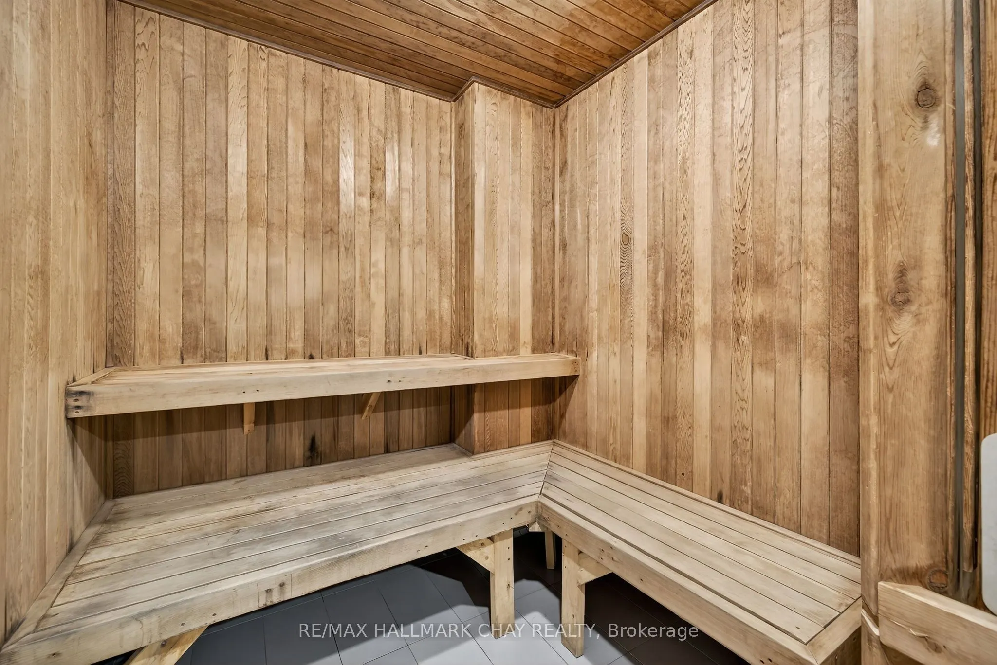 7171 Yonge Street, #2105