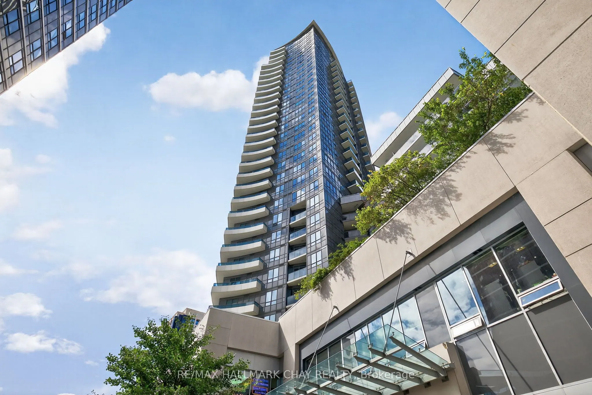 7171 Yonge Street, #2105