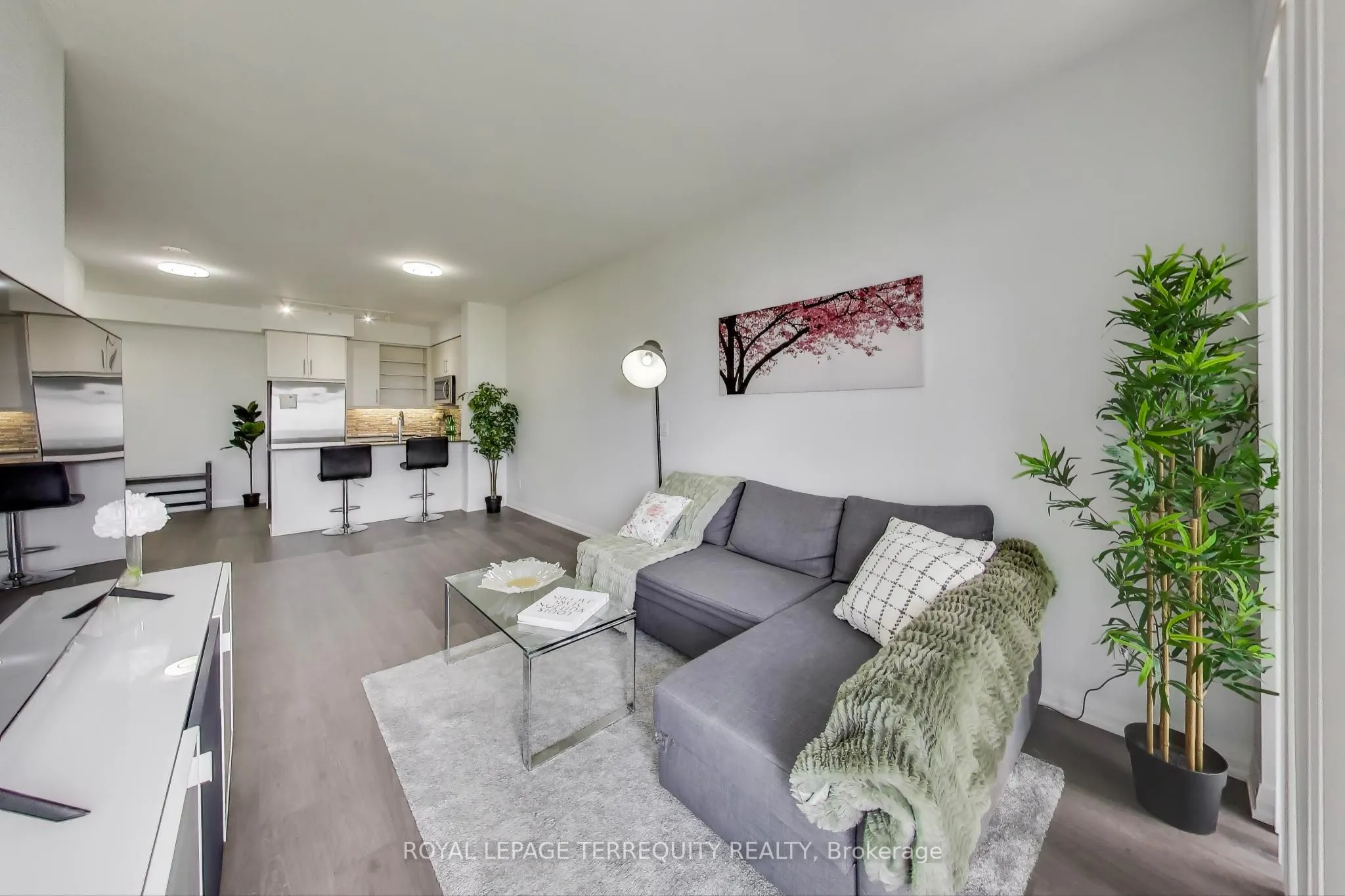 65 Oneida Crescent, #1101