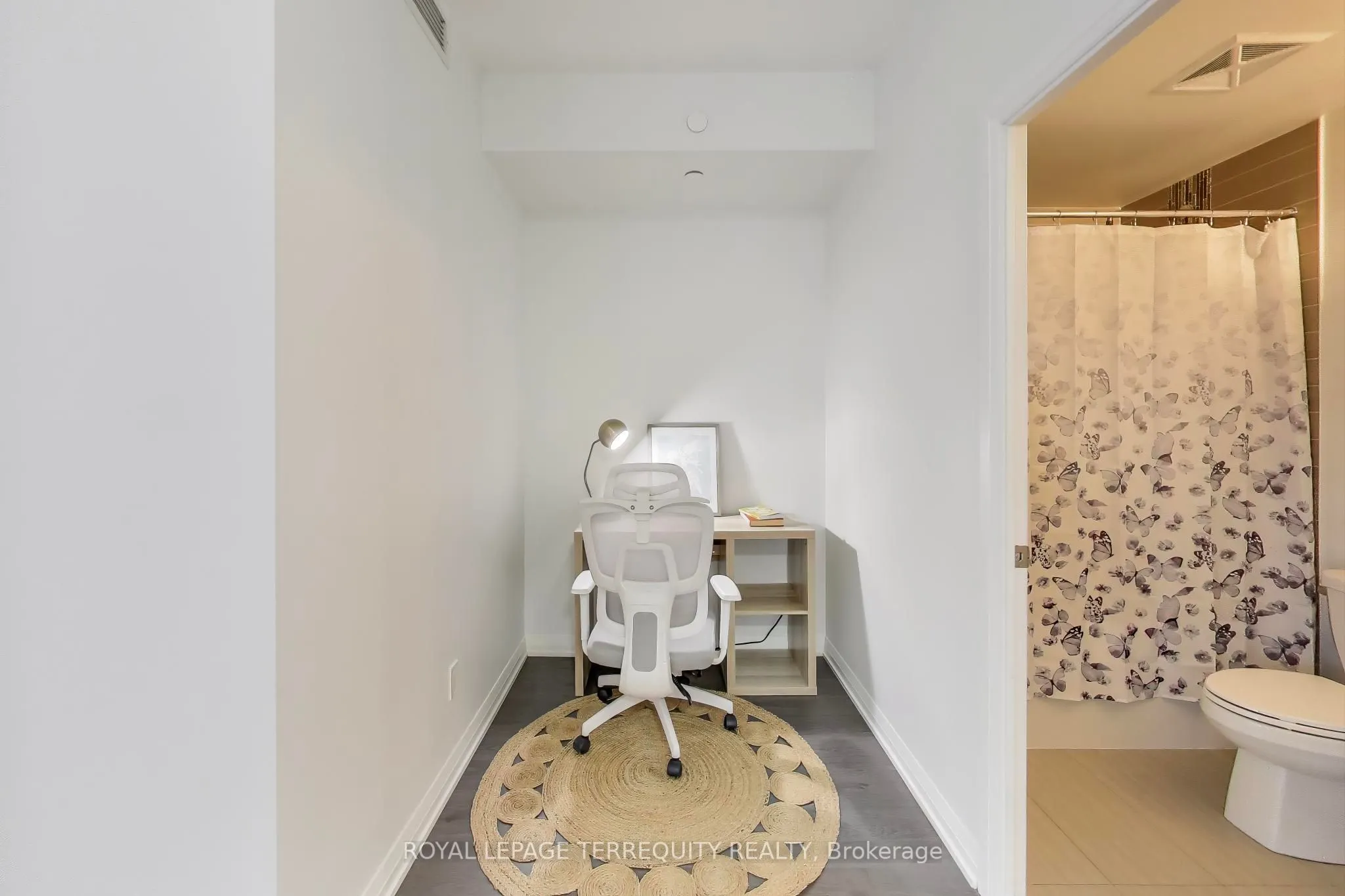 65 Oneida Crescent, #1101