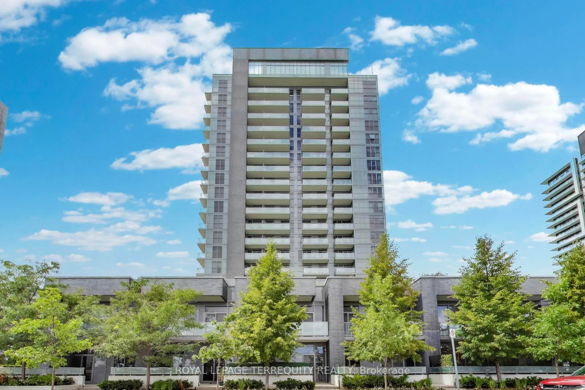 65 Oneida Crescent, #1101