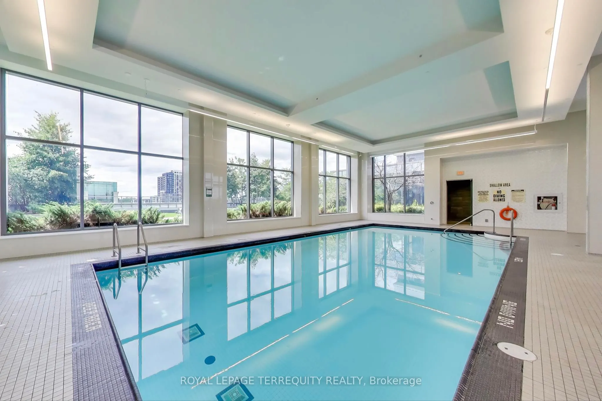 65 Oneida Crescent, #1101