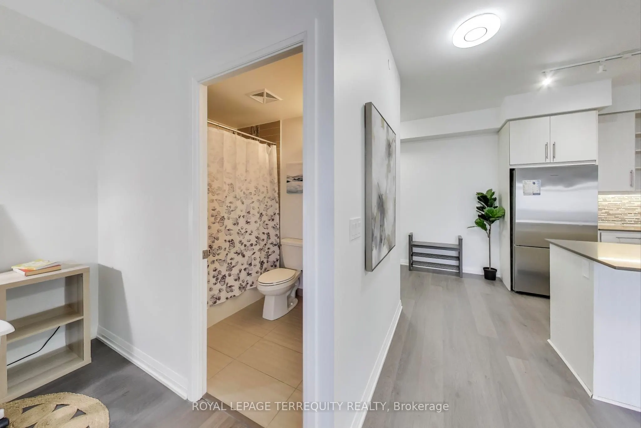 65 Oneida Crescent, #1101