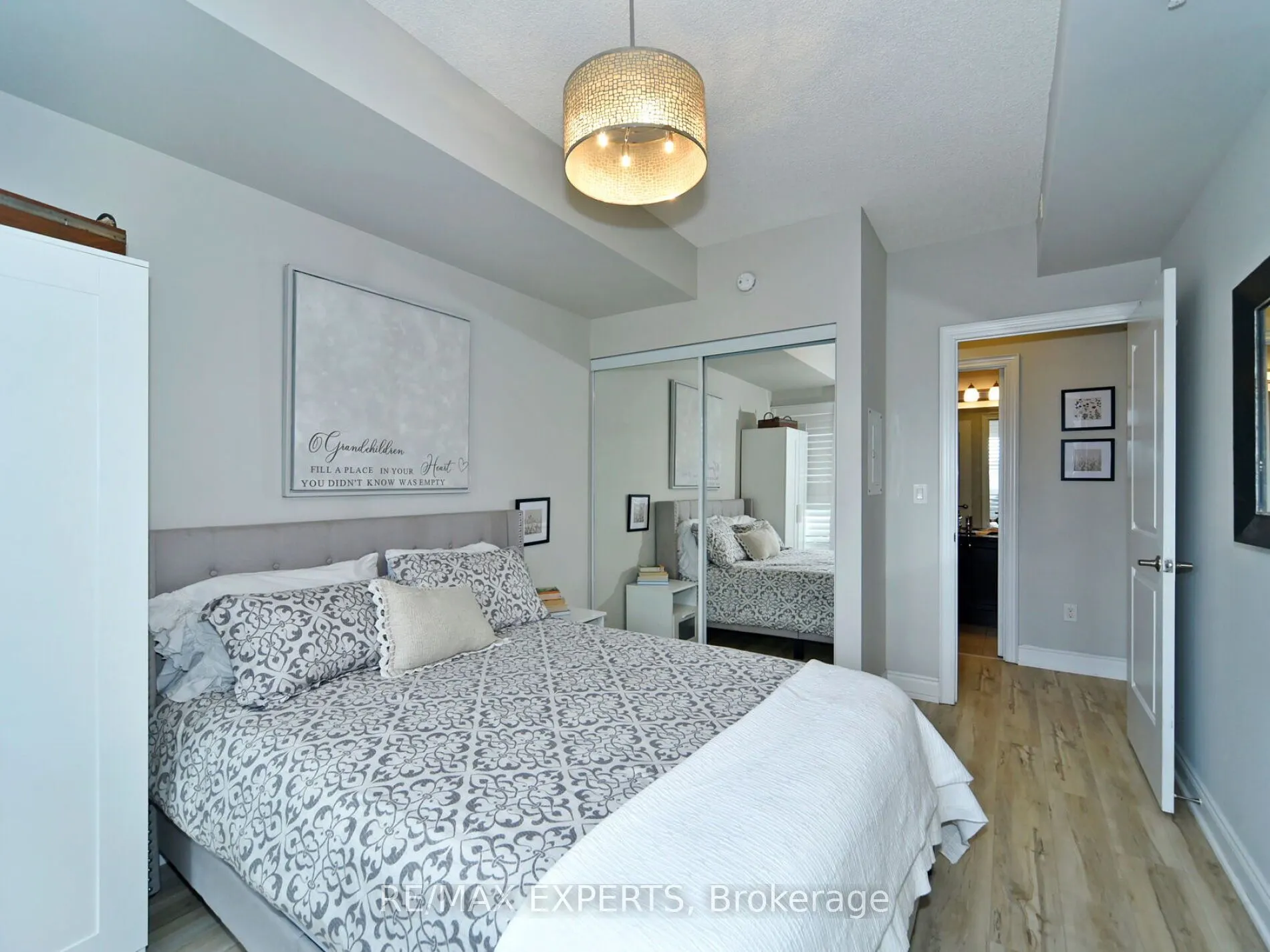 2396 Major Mackenzie Drive, #207