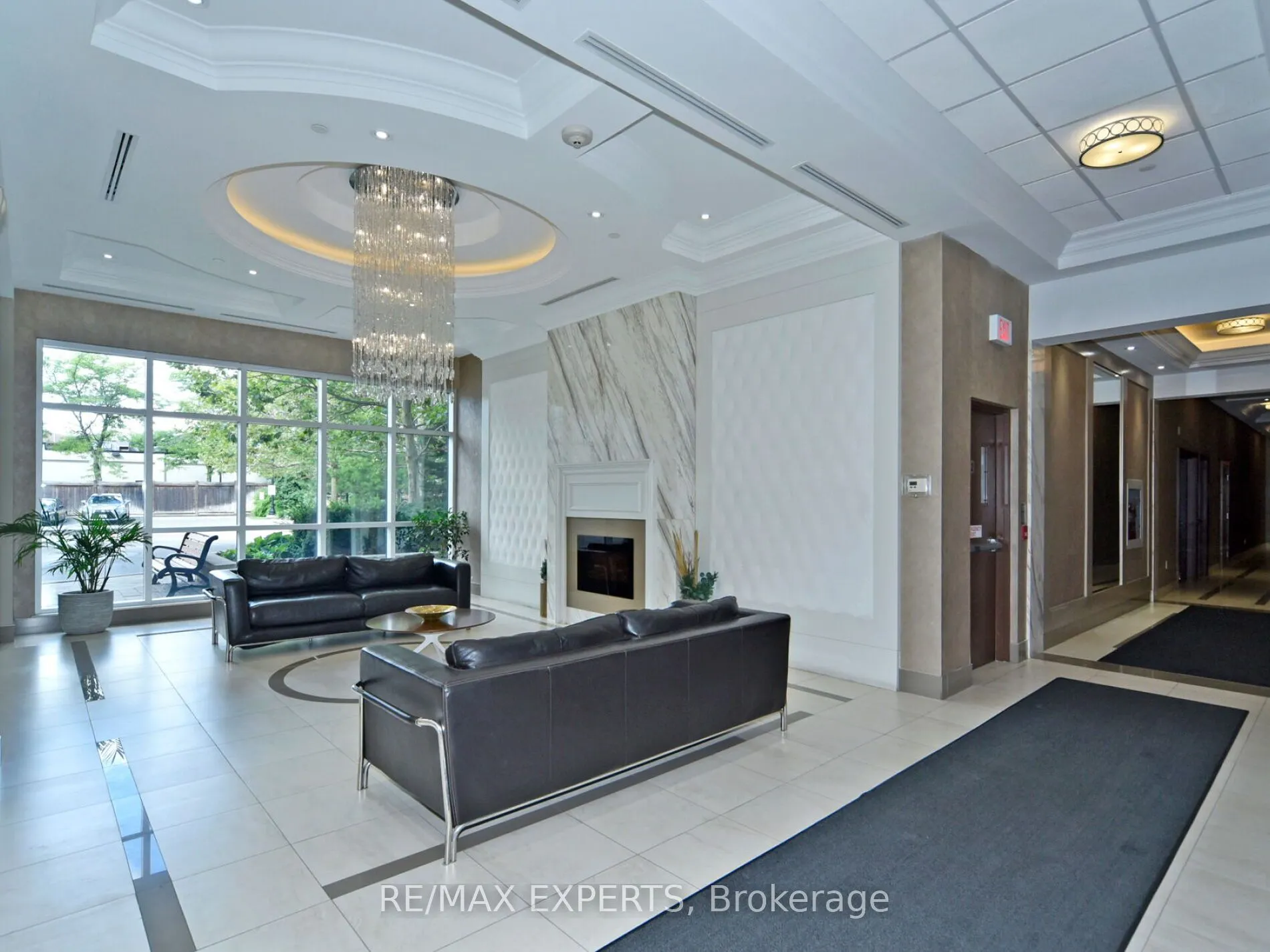 2396 Major Mackenzie Drive, #207