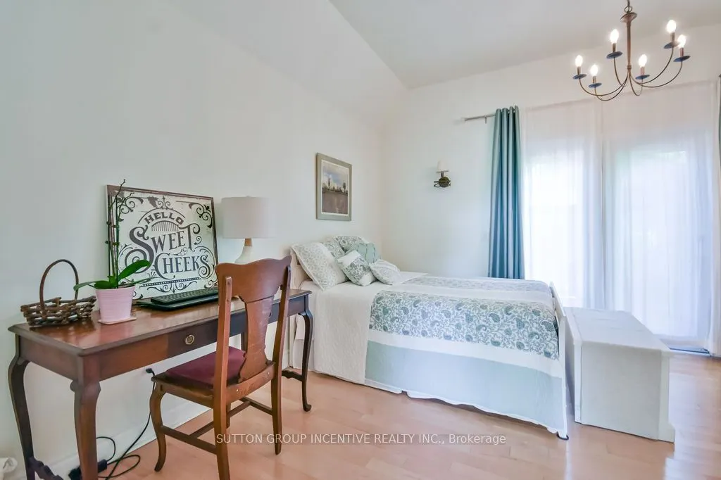 3528 Glenhaven Beach Road