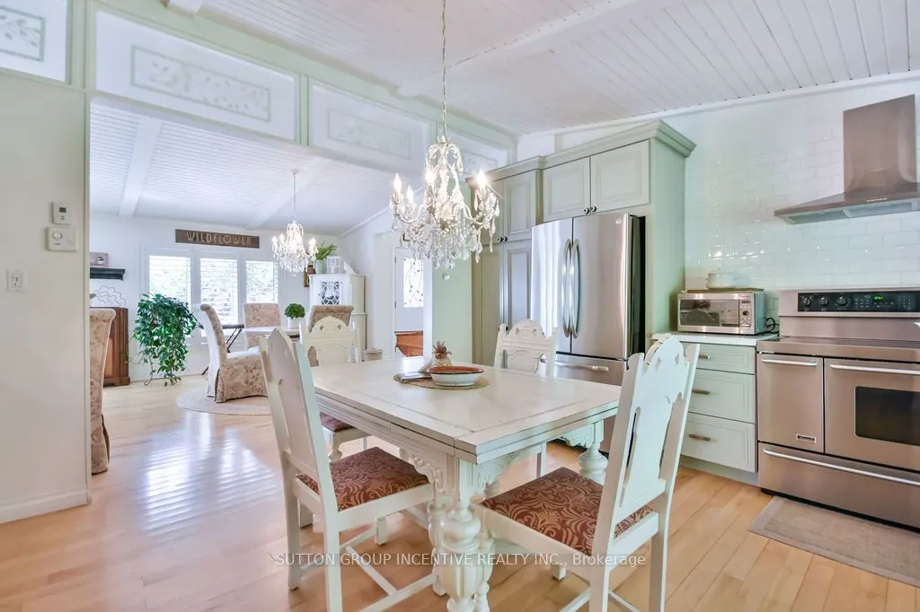 3528 Glenhaven Beach Road