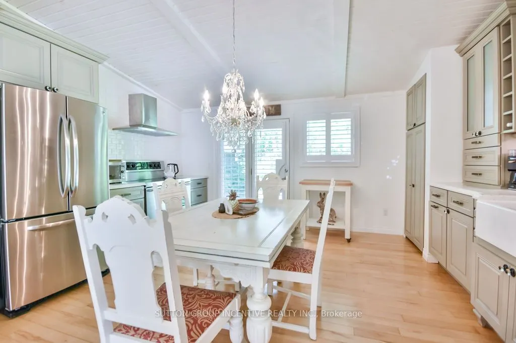 3528 Glenhaven Beach Road