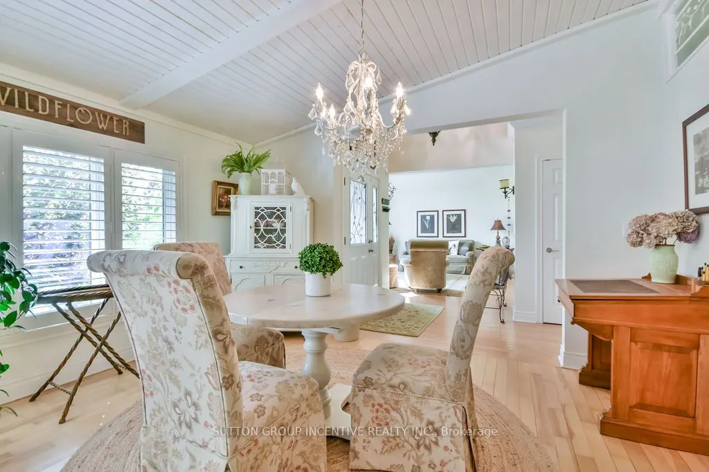 3528 Glenhaven Beach Road