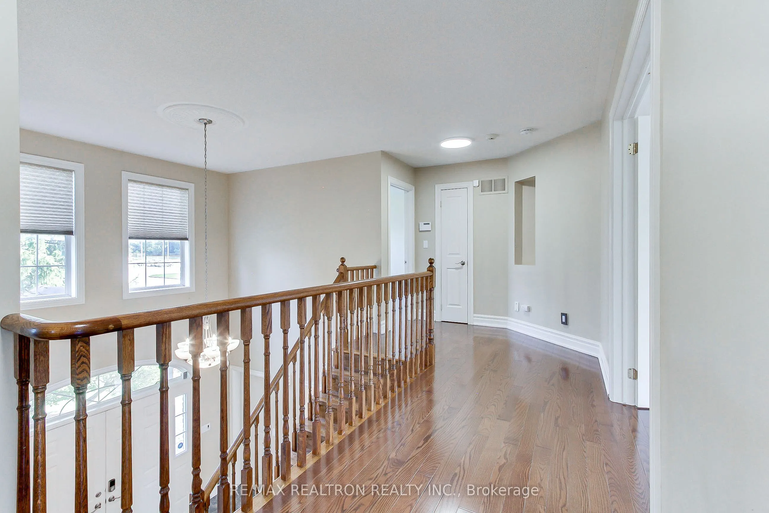 1911 Mount Albert Road