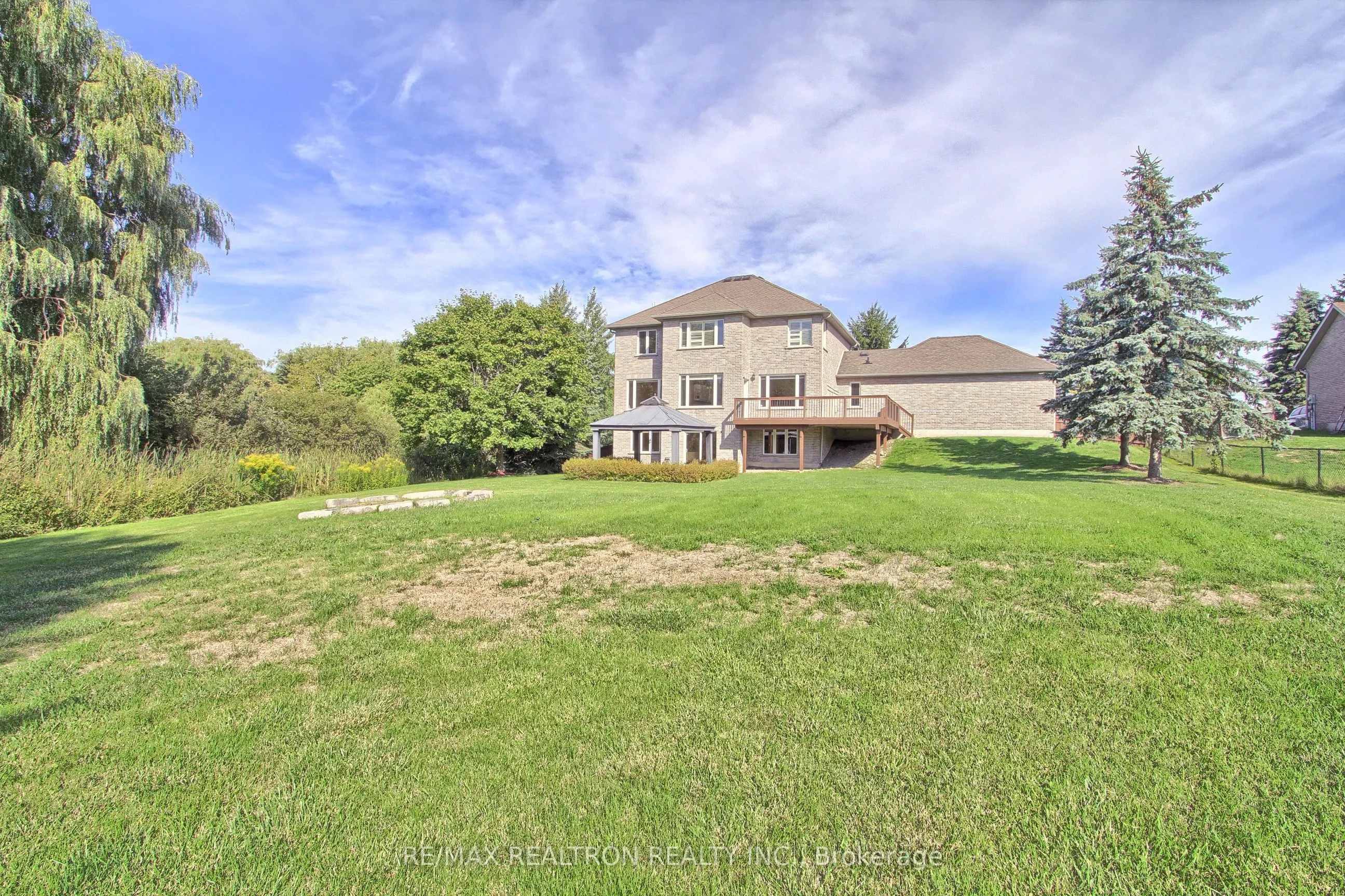 1911 Mount Albert Road