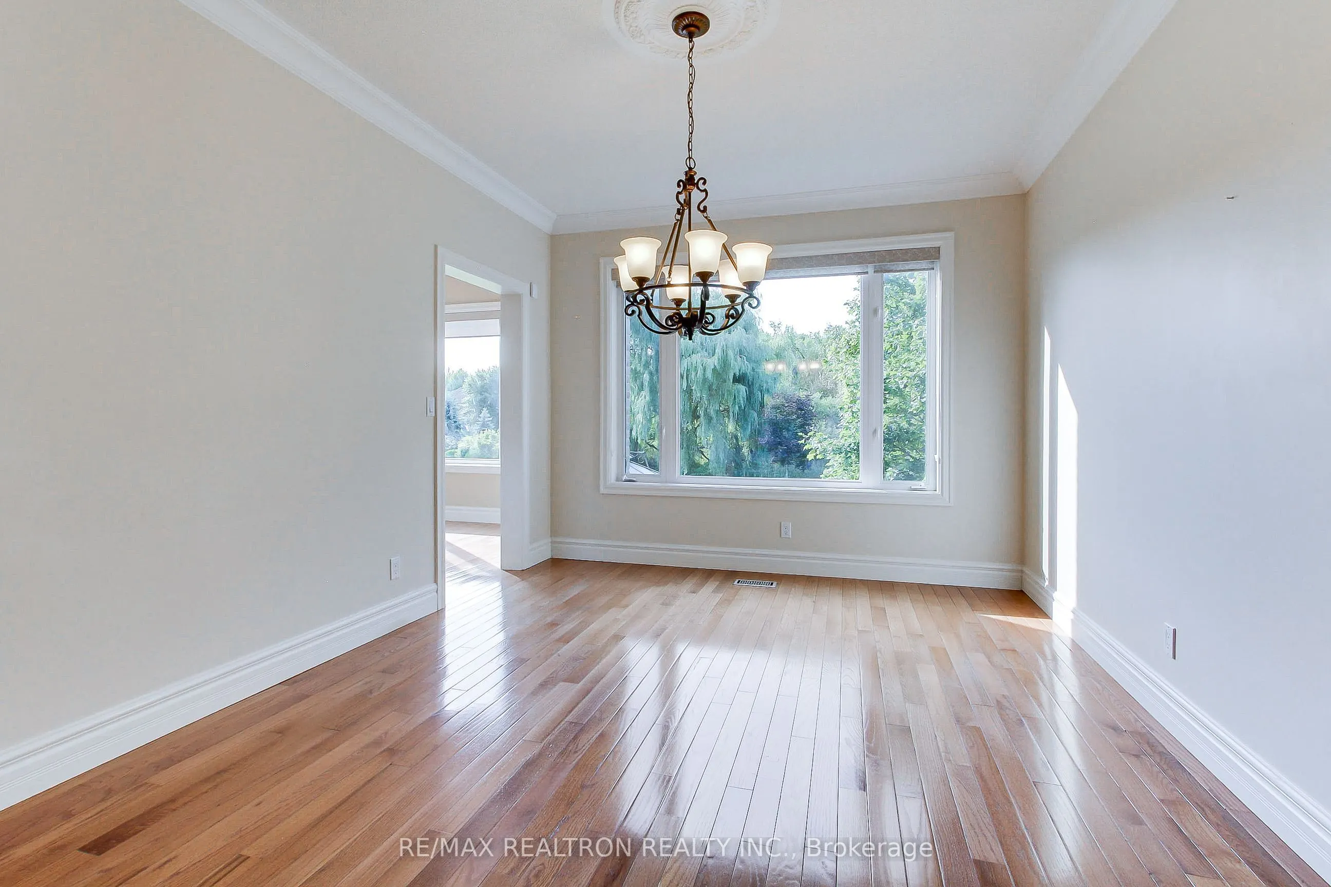 1911 Mount Albert Road