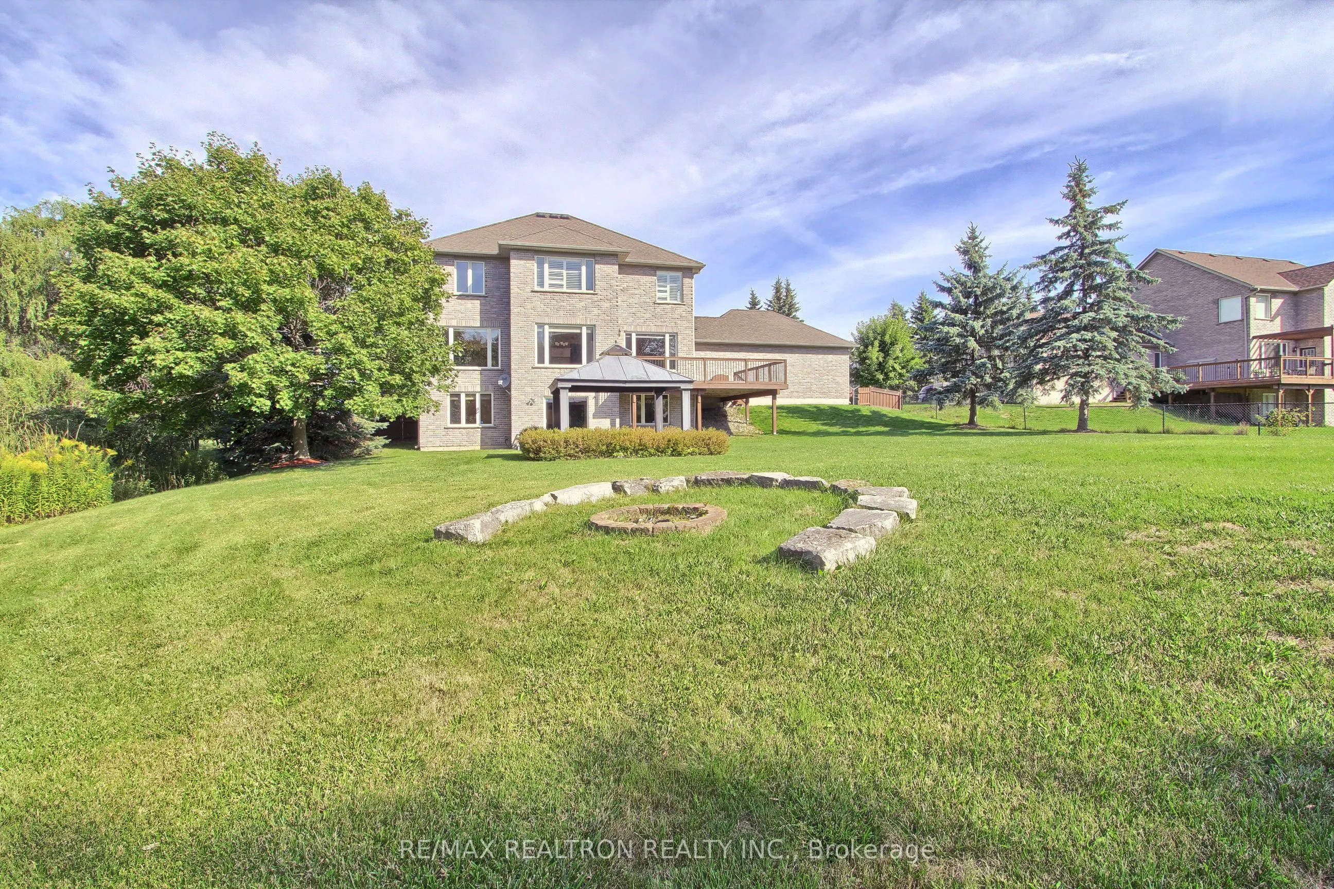 1911 Mount Albert Road