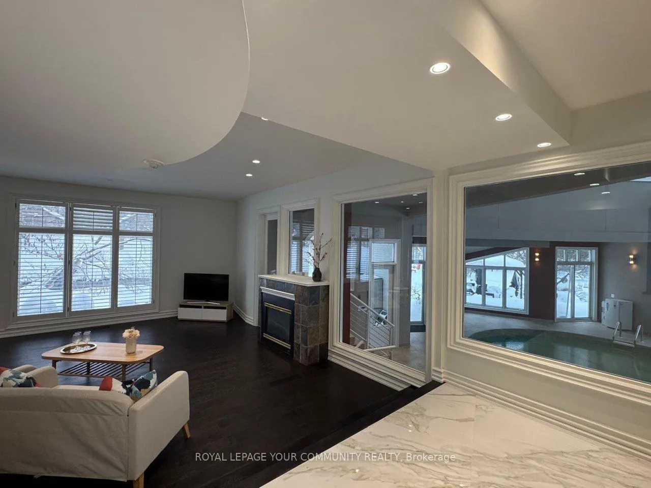 76 Silver Fox Place