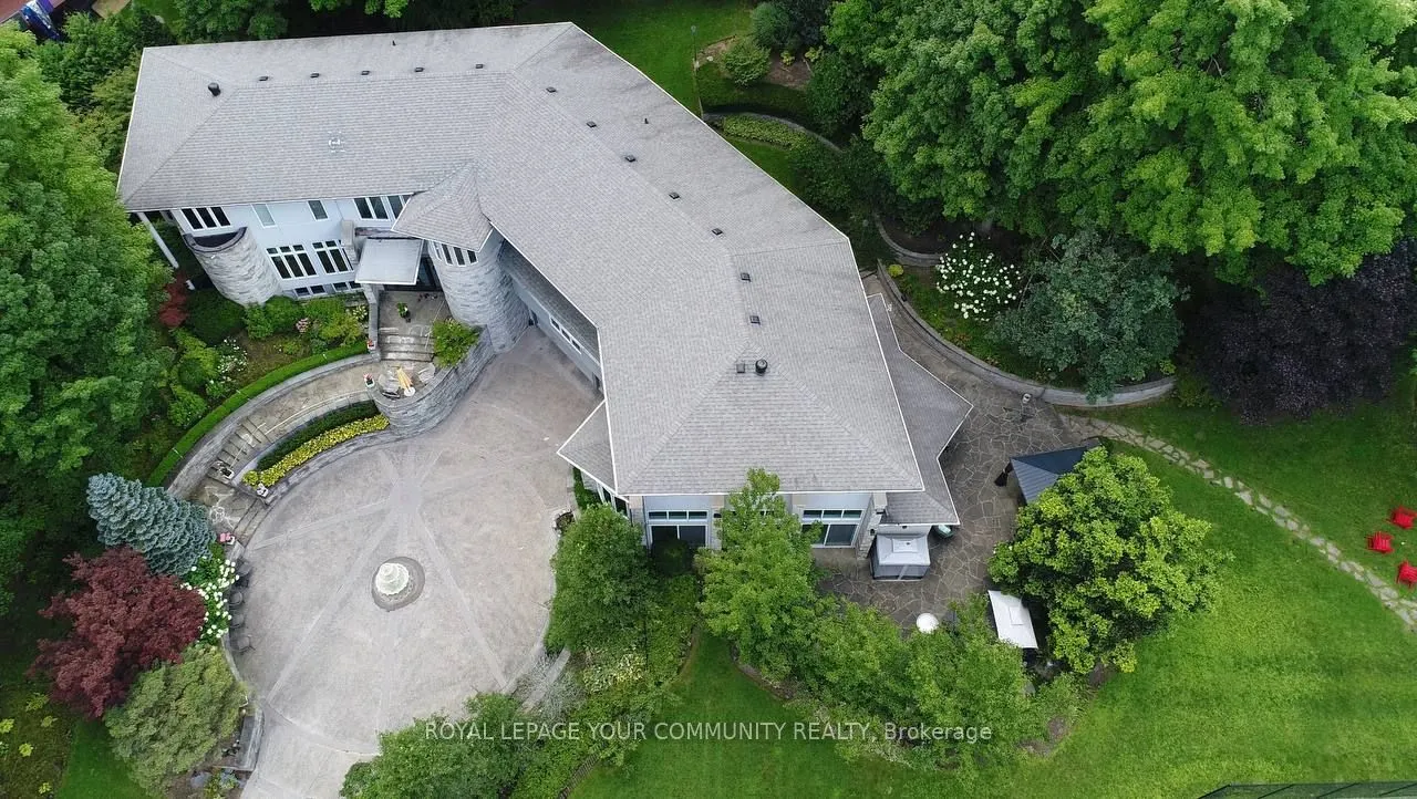 76 Silver Fox Place