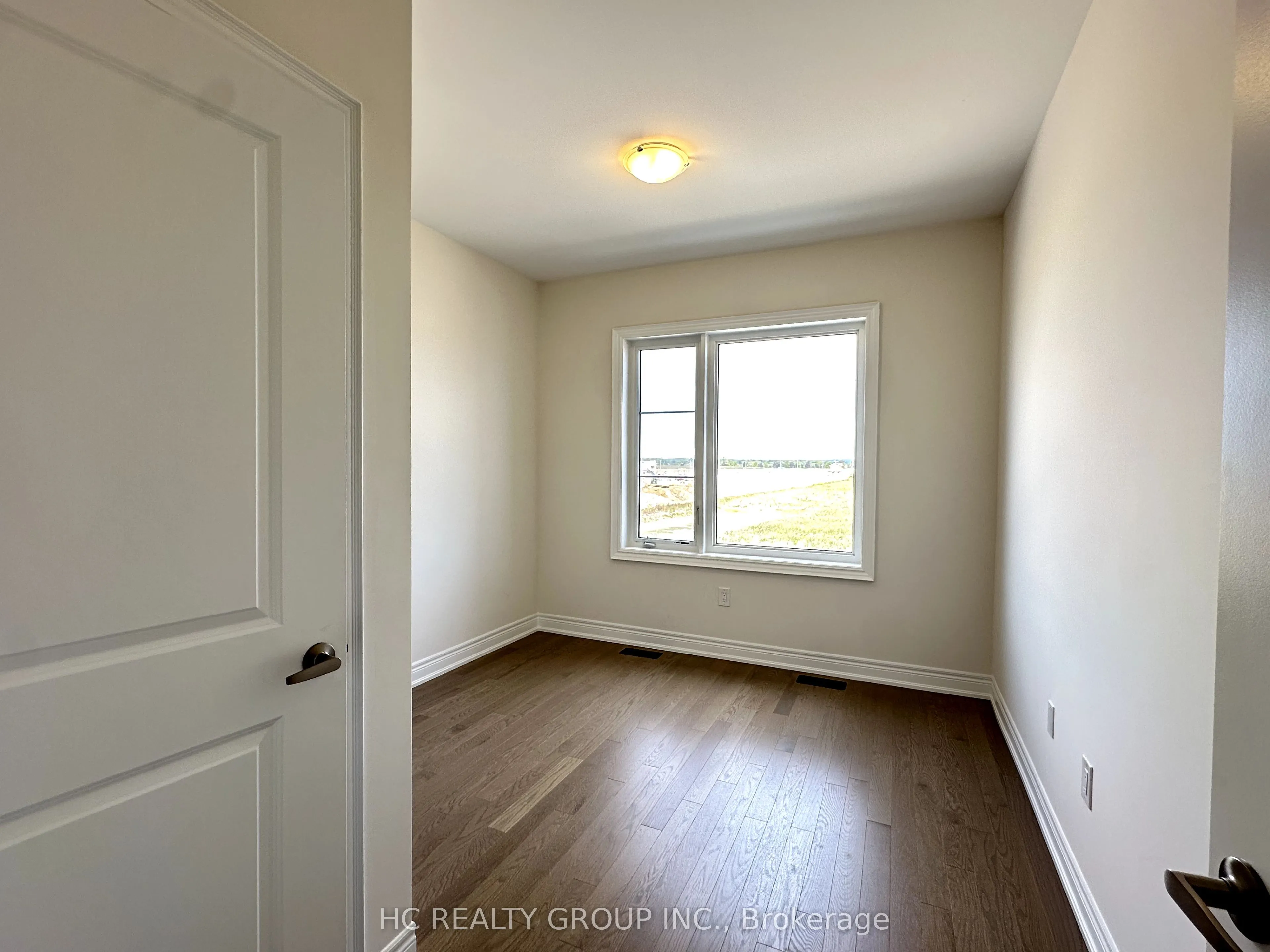 561 Vine Cliff Boulevard