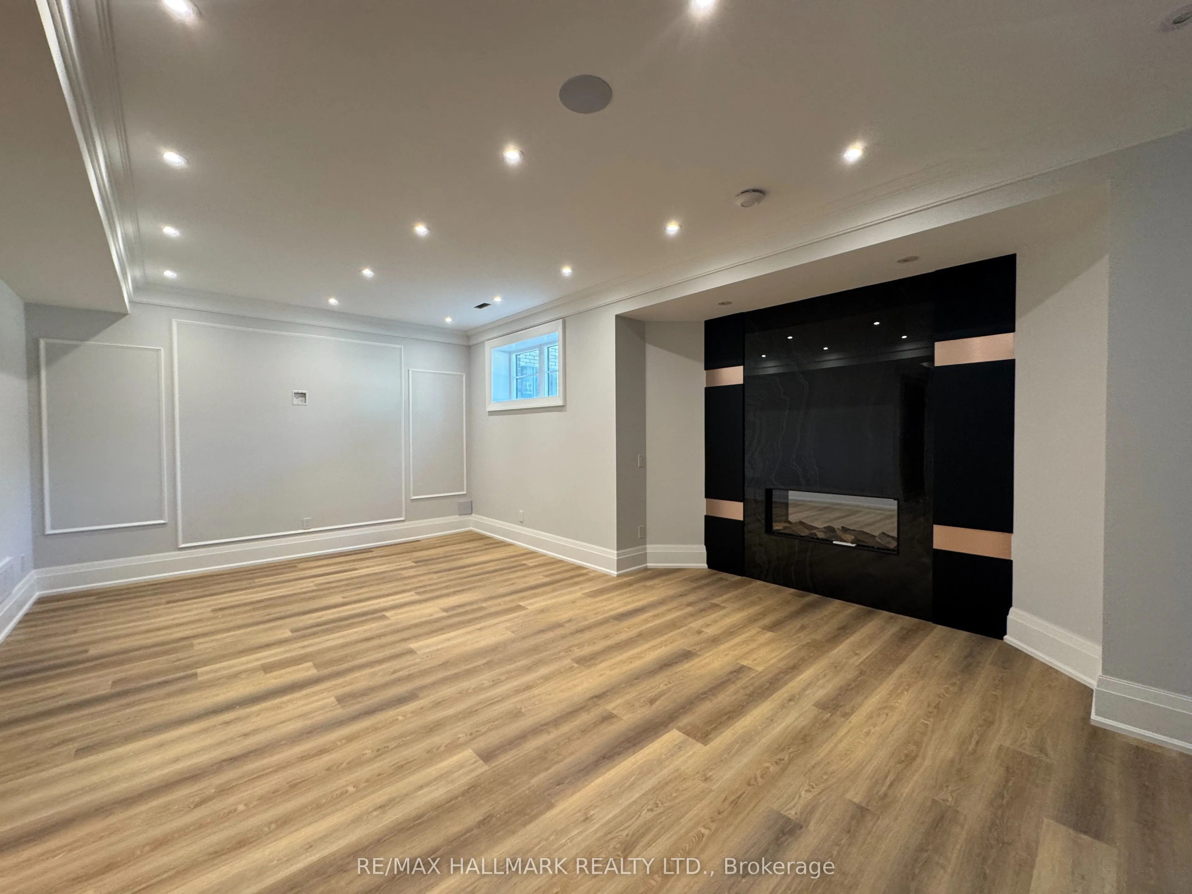 150 Olde Bayview Avenue