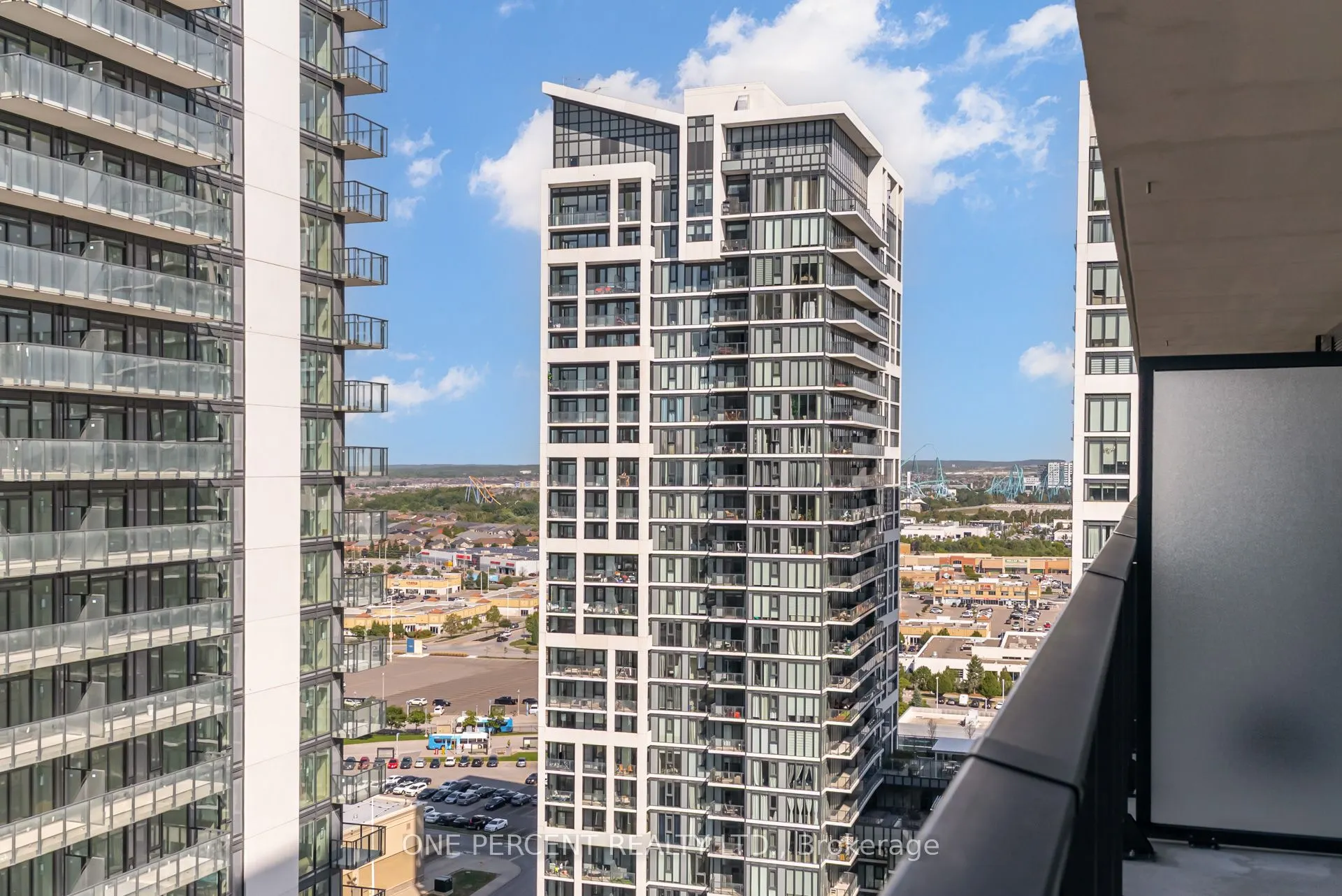 8960 Jane Street, #1910