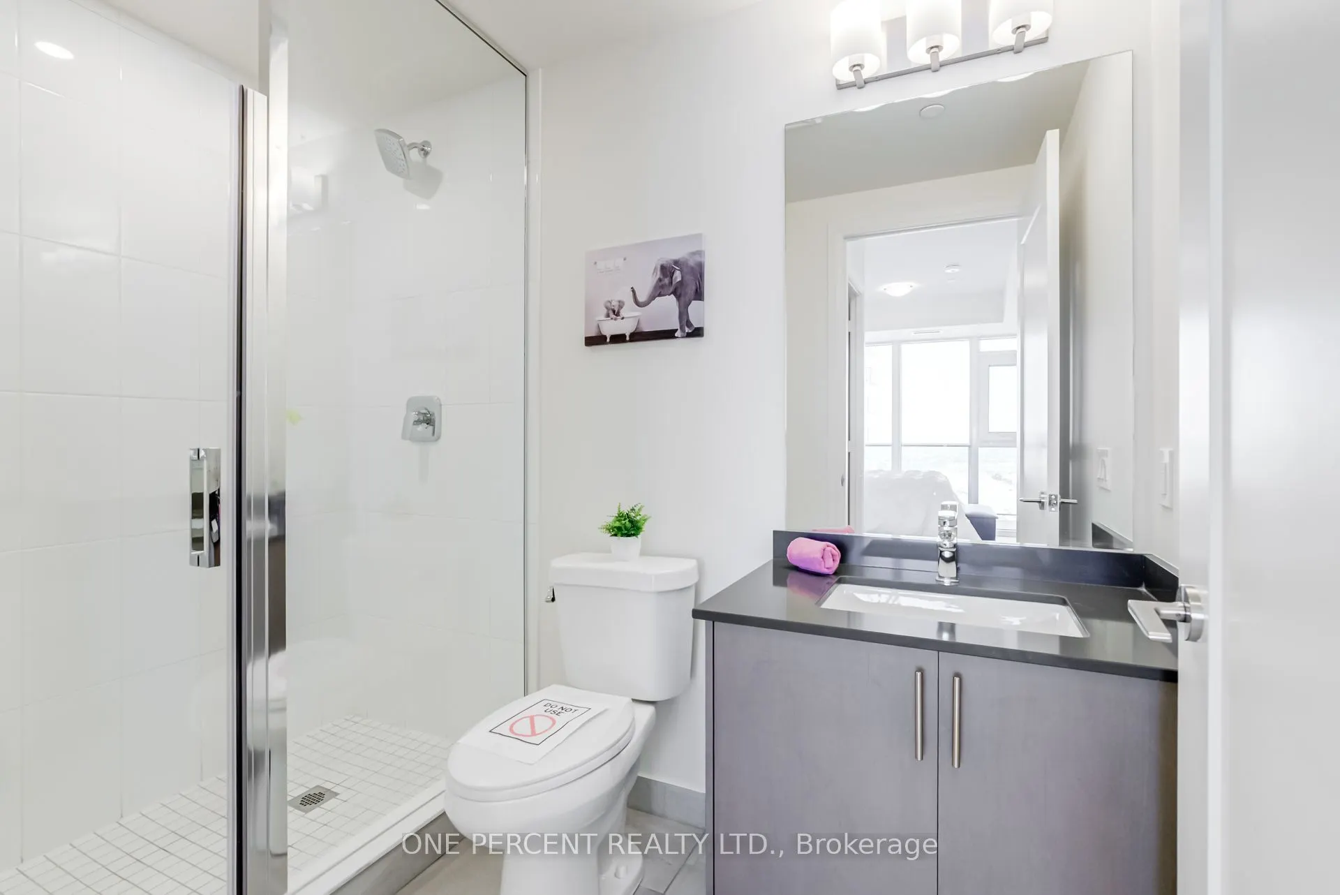 8960 Jane Street, #1910