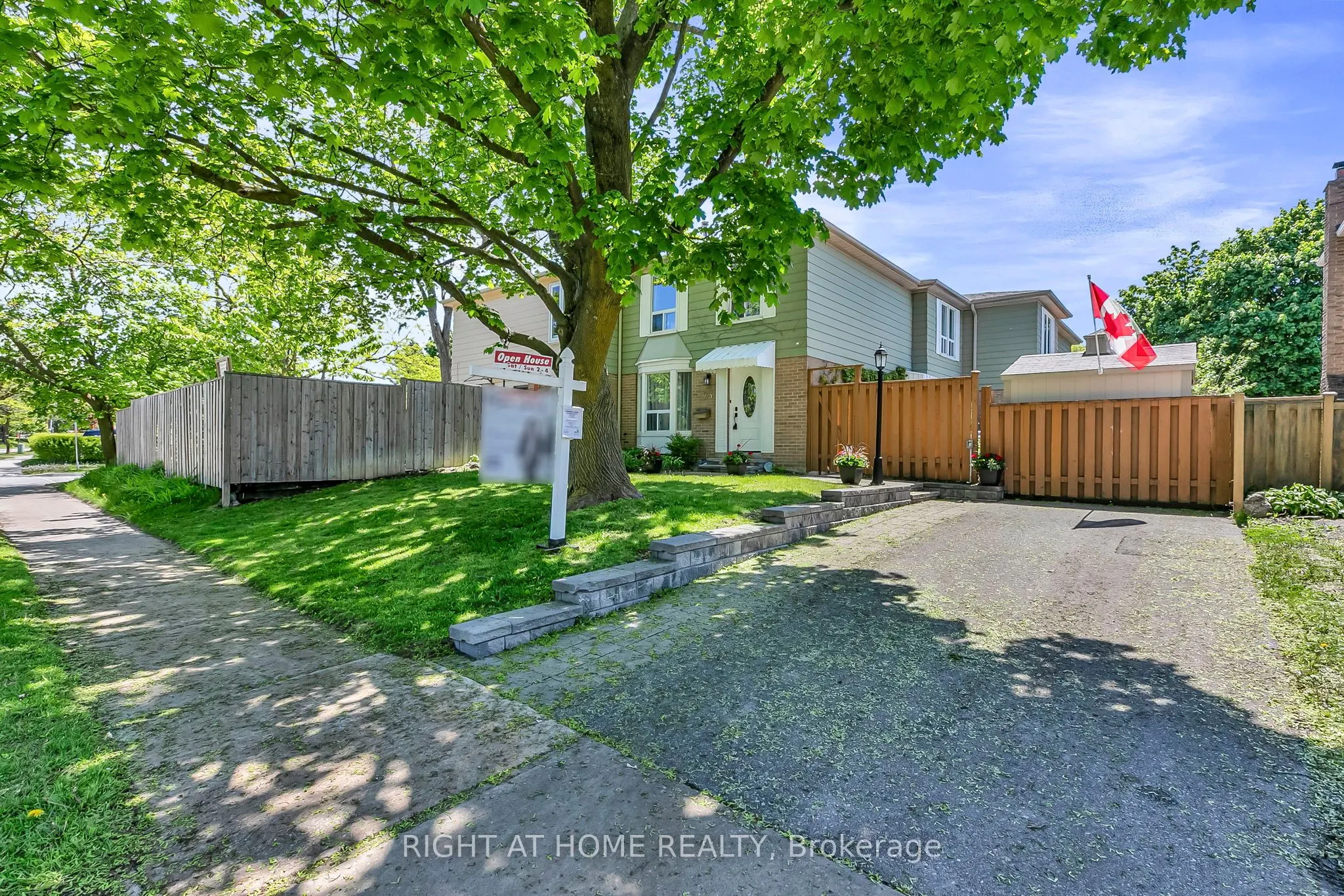 25 Castle Rock Drive