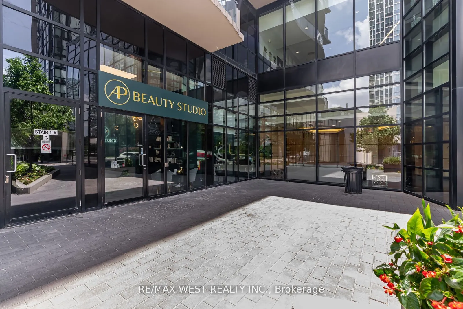 2900 Highway 7 Road, #606