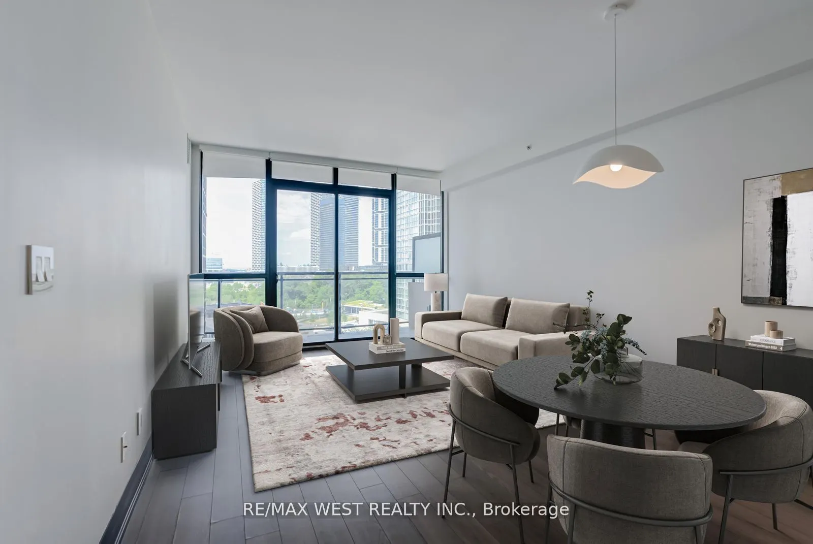 2900 Highway 7 Road, #606