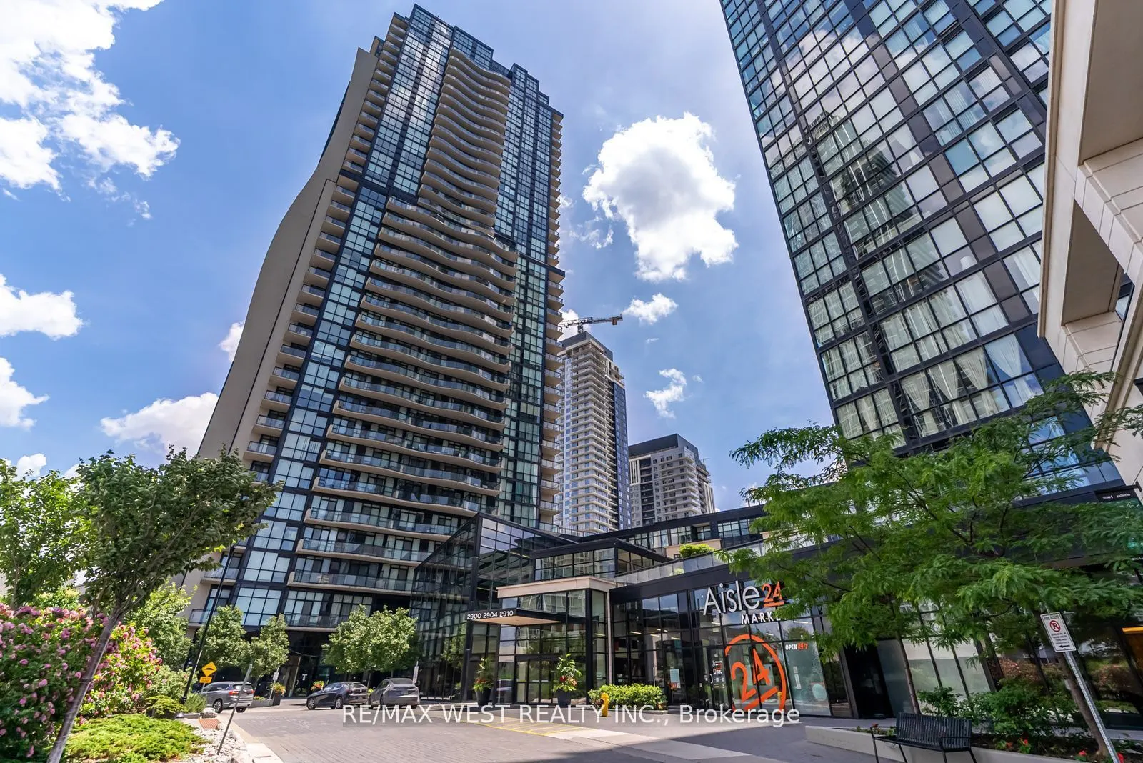2900 Highway 7 Road, #606