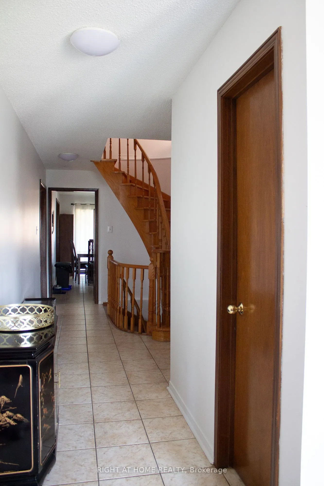 8 Terra Road W