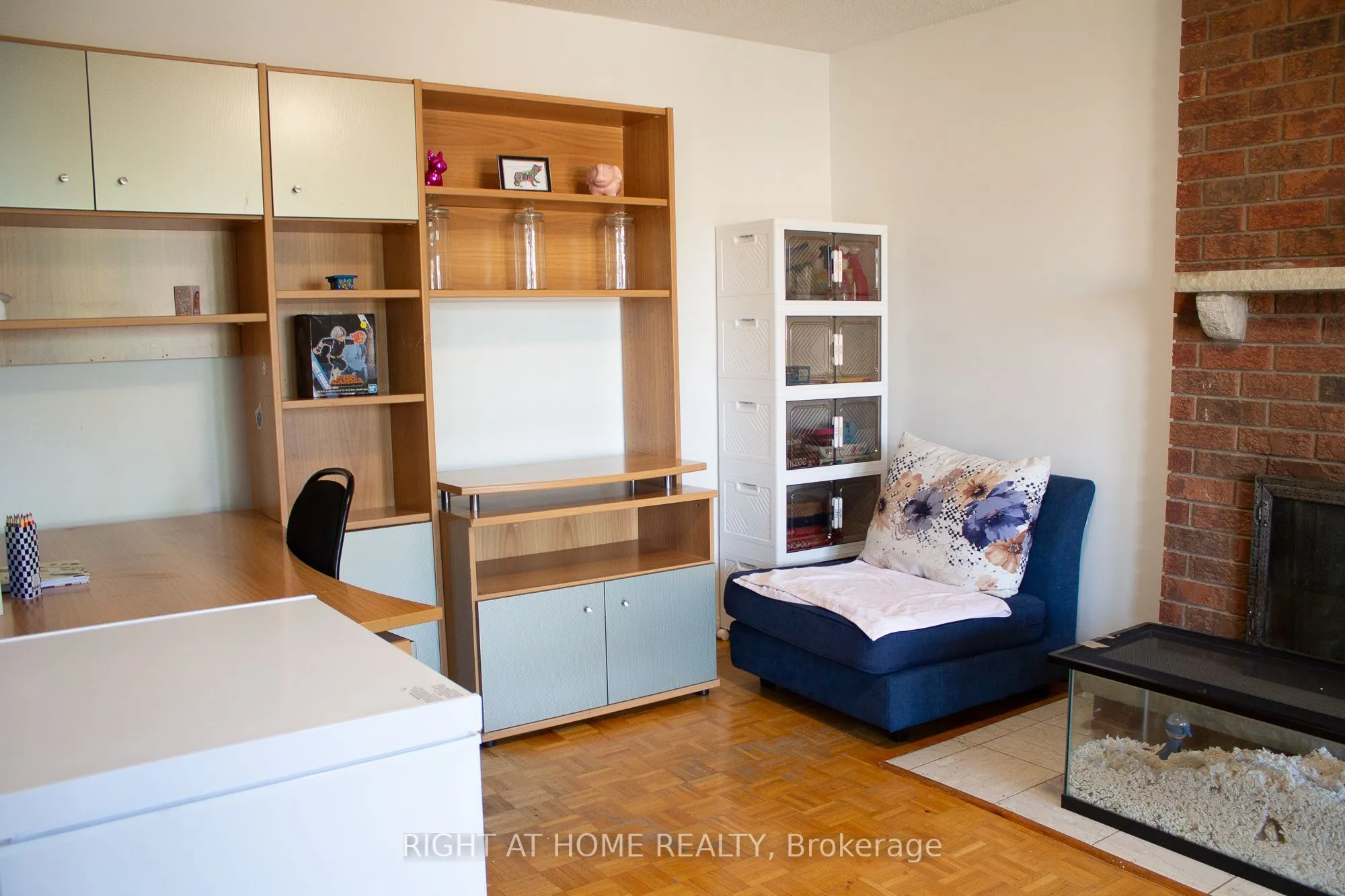 8 Terra Road W