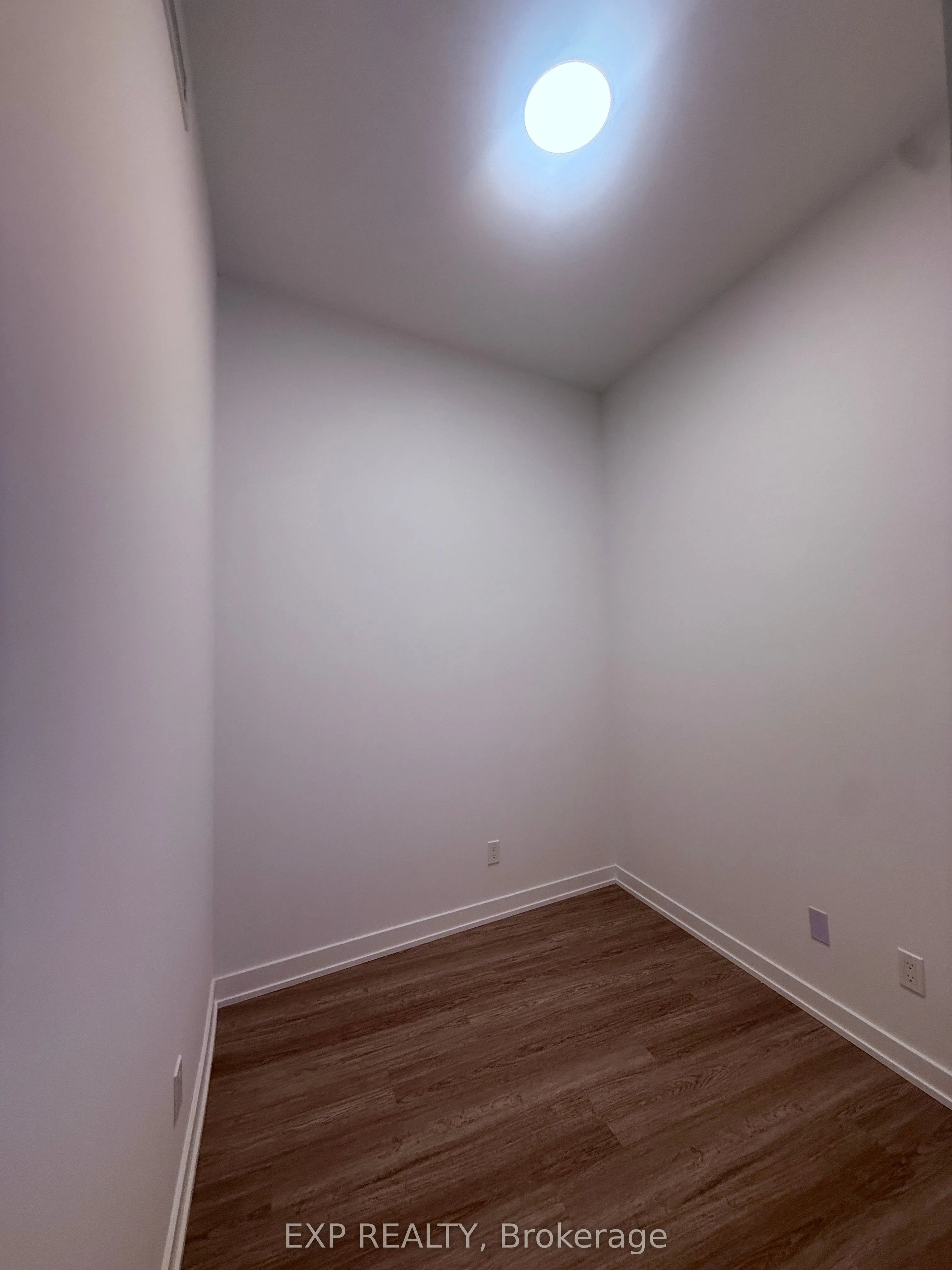 8188 Yonge St, #535