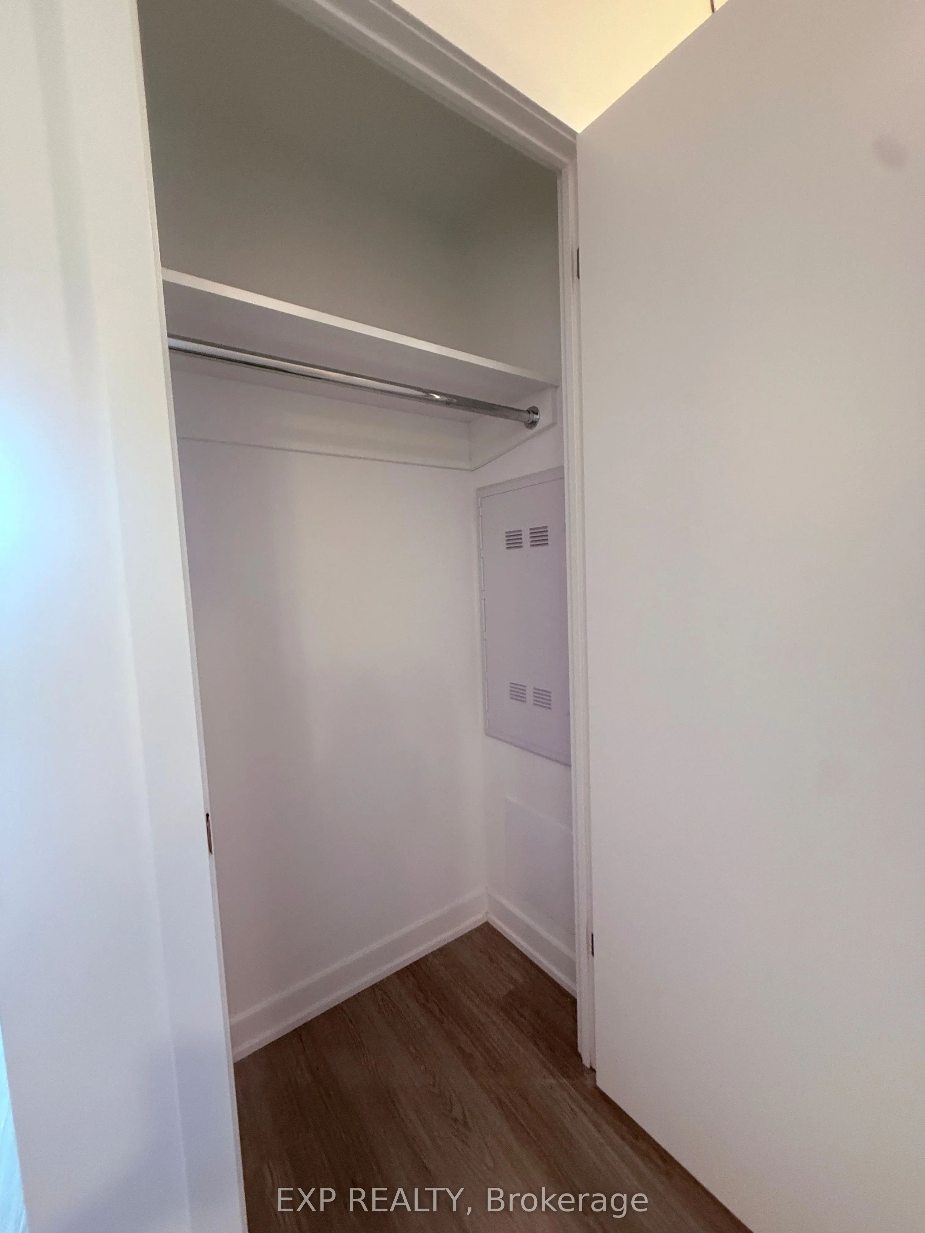 8188 Yonge St, #535