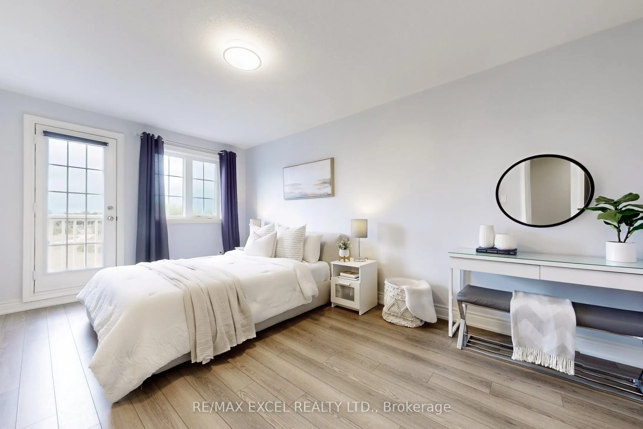30 Roy Grove Way, #52