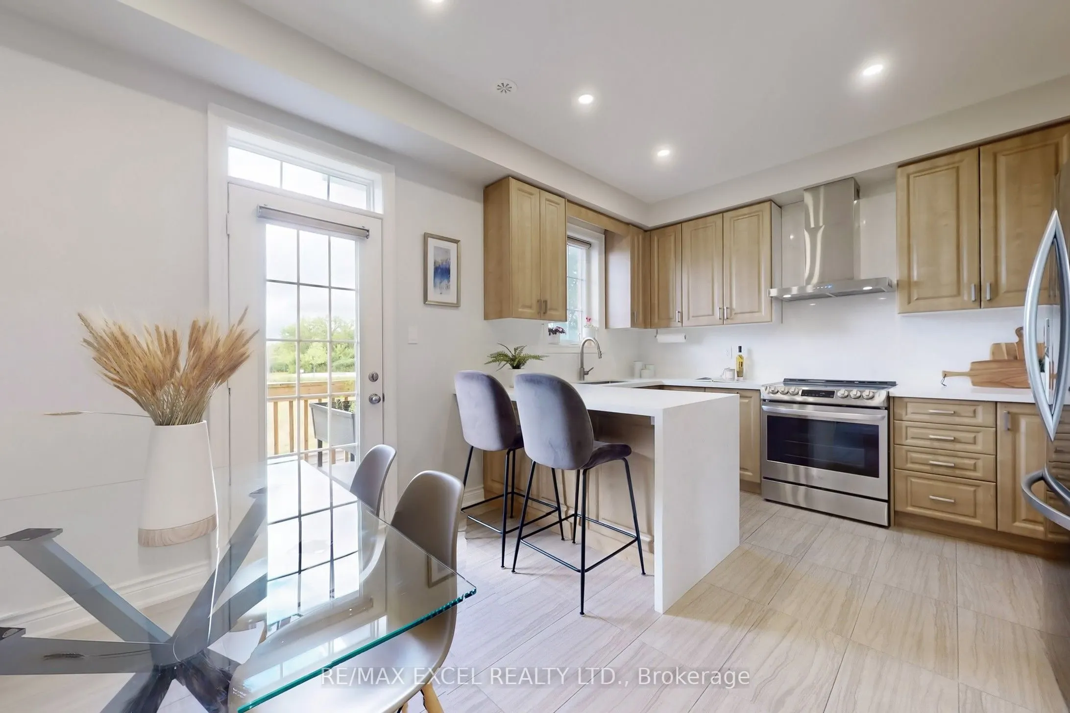 30 Roy Grove Way, #52
