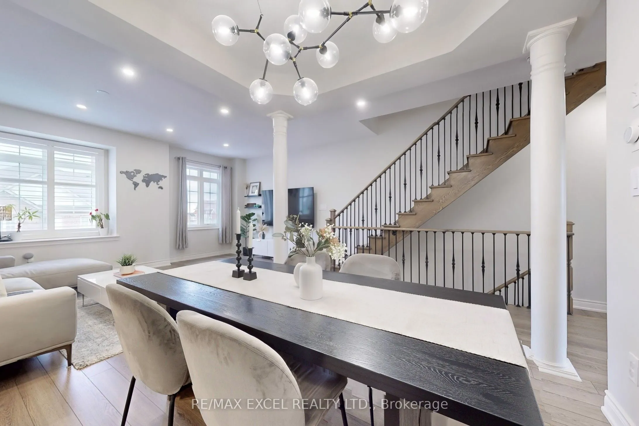 30 Roy Grove Way, #52