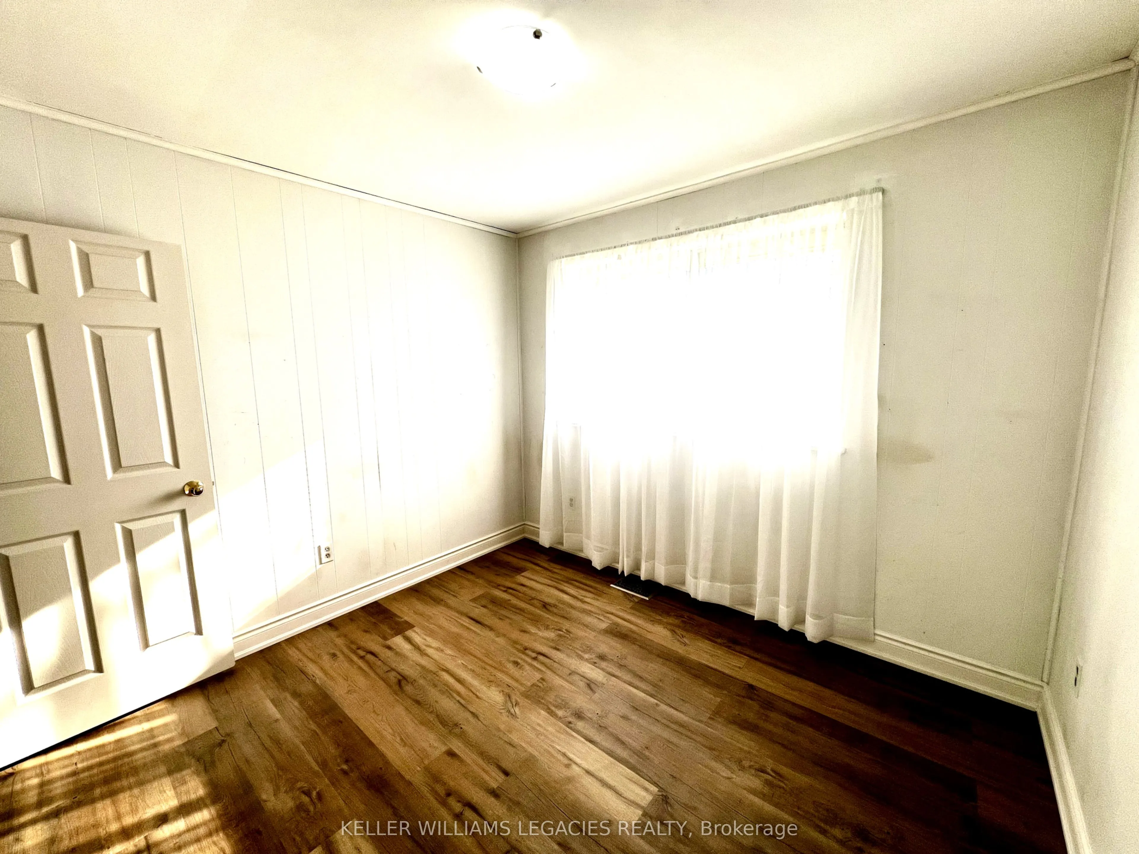 30 Gosling Road, #Main
