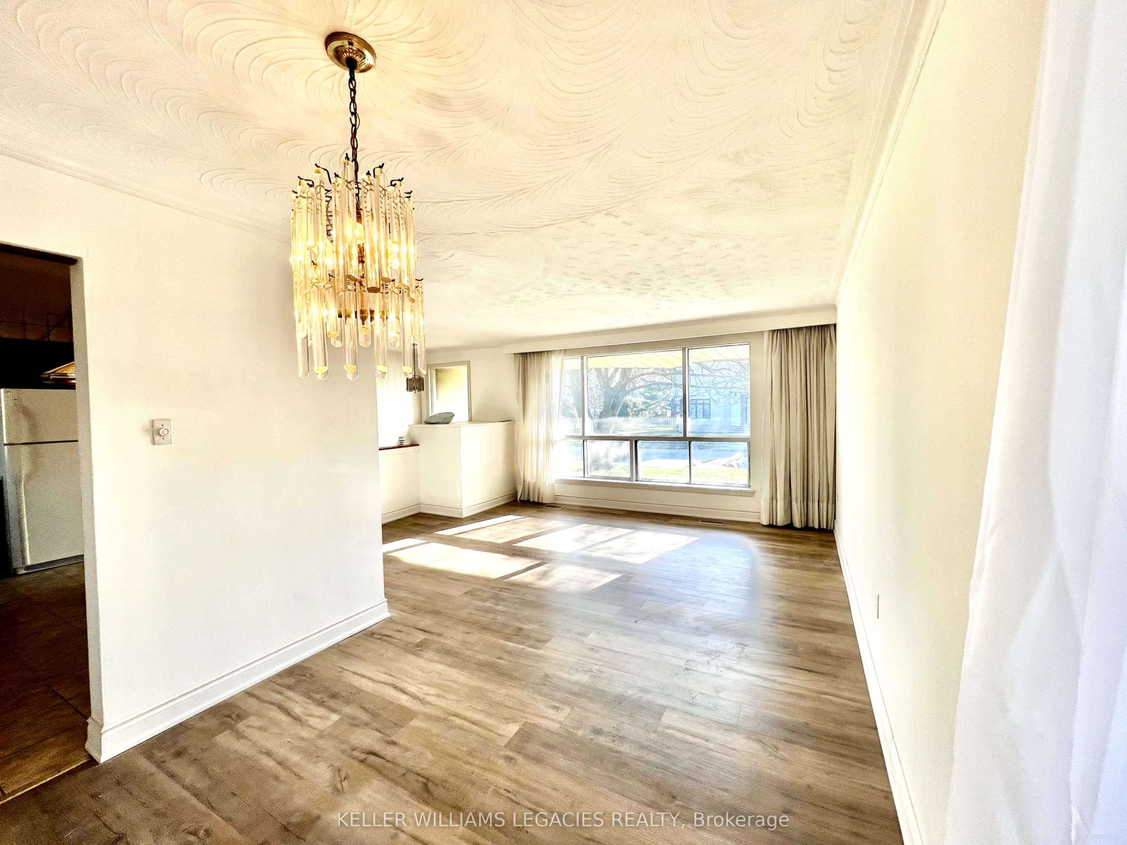30 Gosling Road, #Main