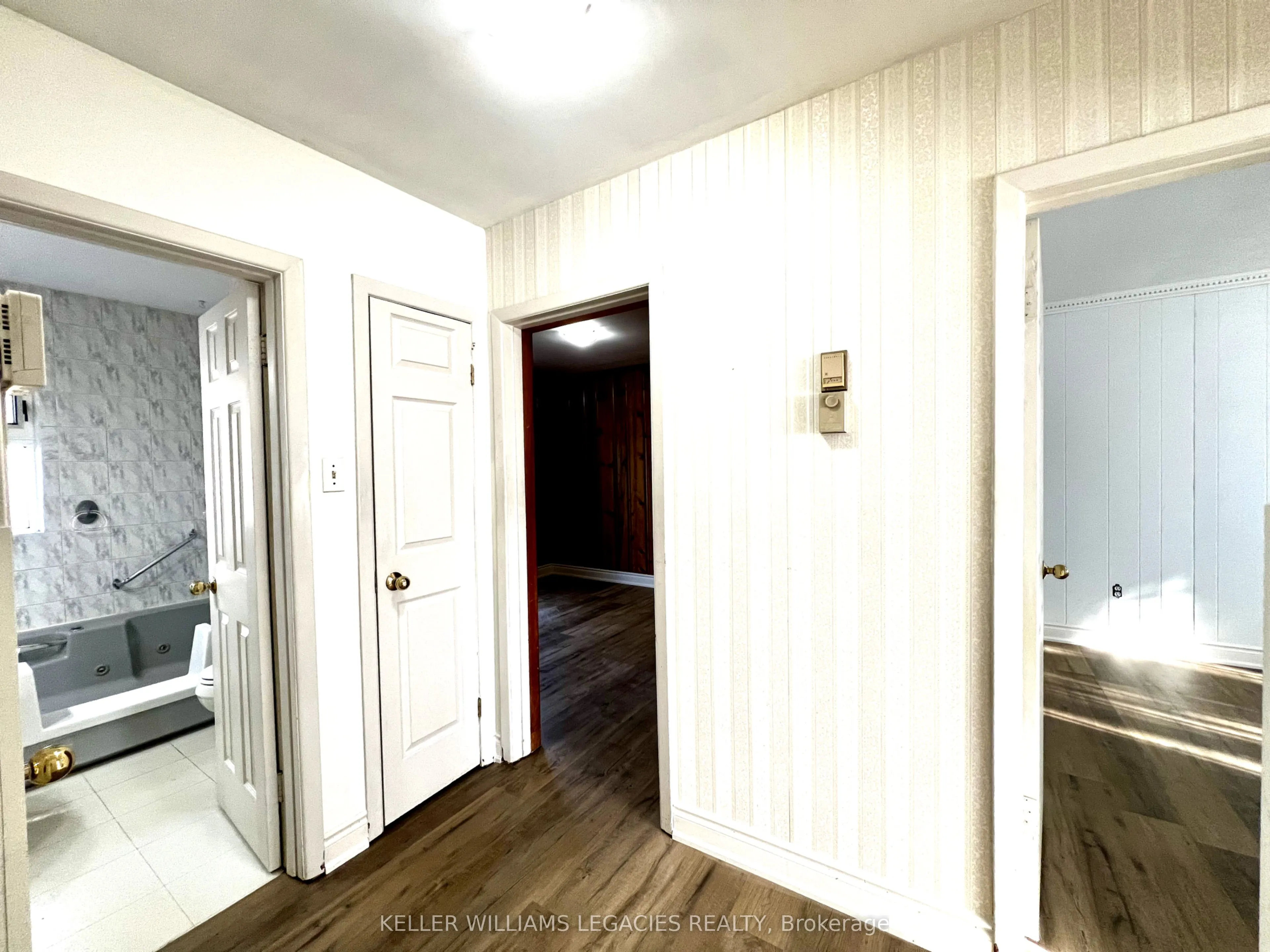30 Gosling Road, #Main
