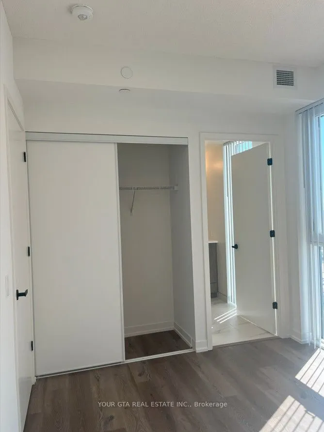 28 Interchange Way, #2912