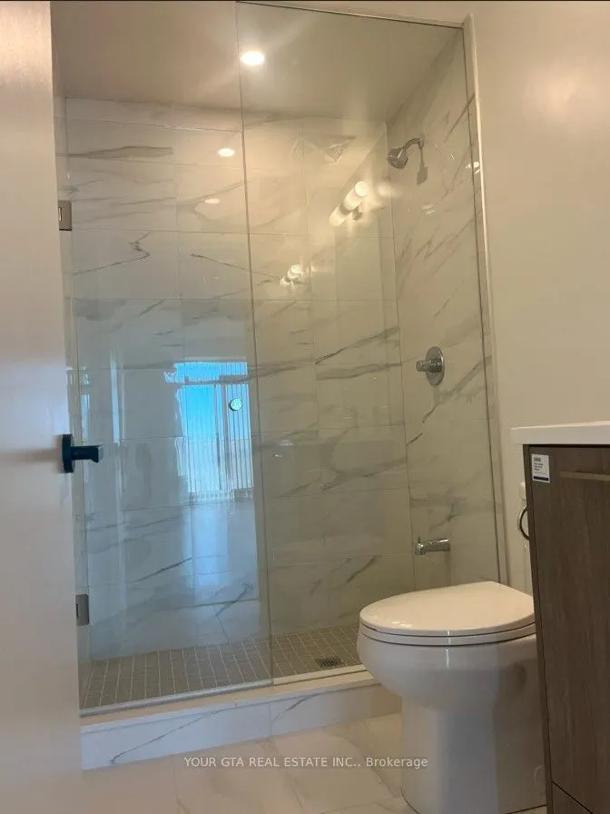 28 Interchange Way, #2912