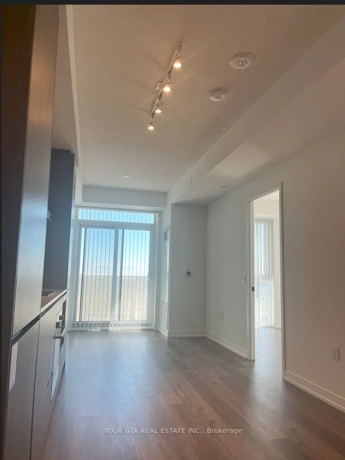 28 Interchange Way, #2912